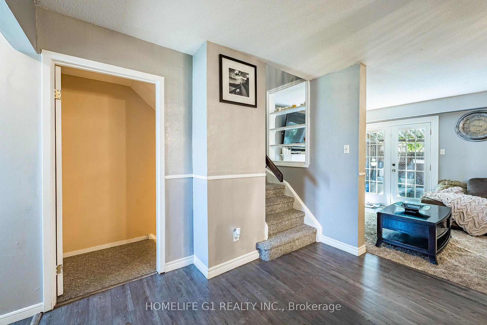 Photo 15 of 48 Thatcher Court, Brampton, Heart Lake West — HOMEH