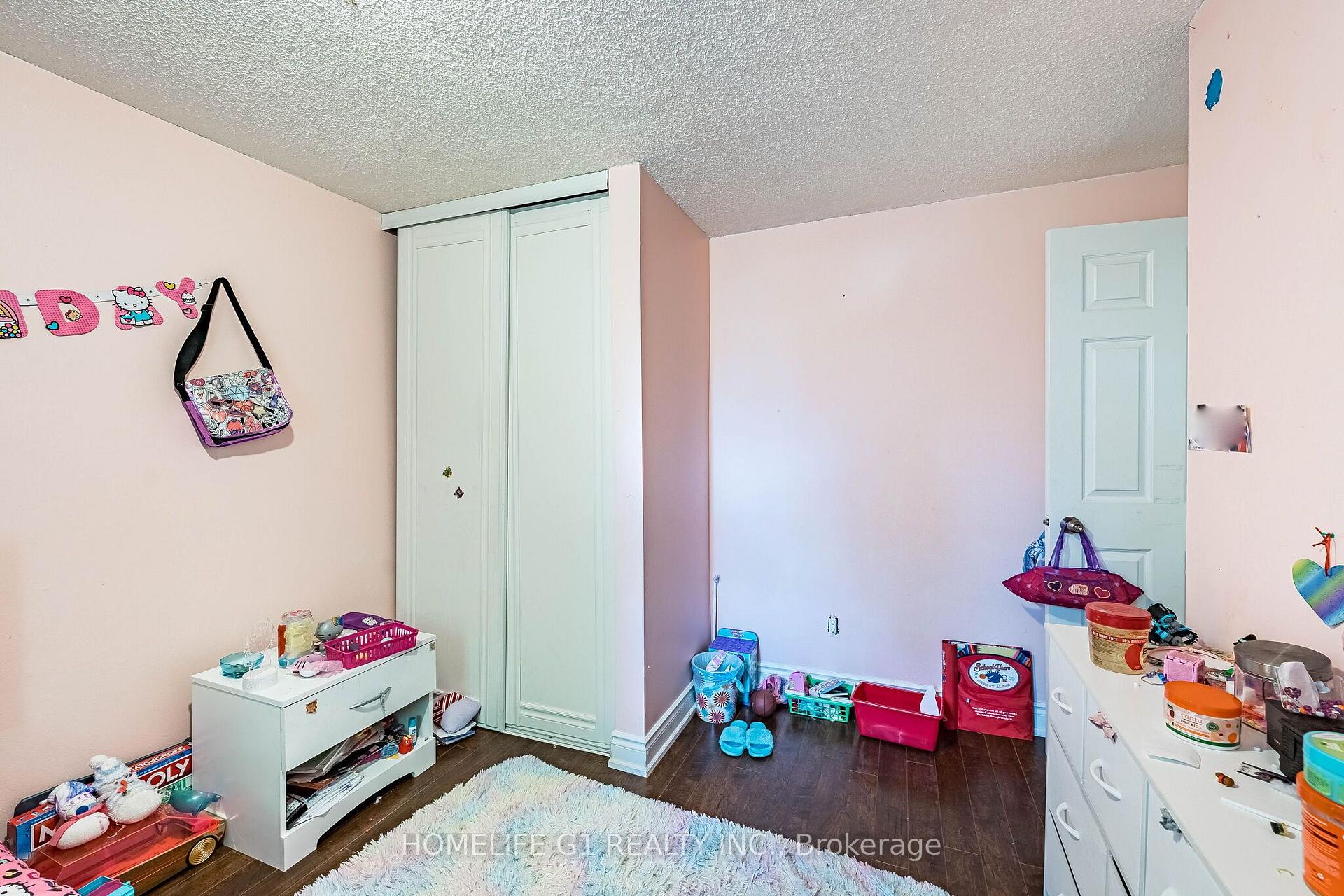 Photo 20 of 48 Thatcher Court, Brampton, Heart Lake West — HOMEH