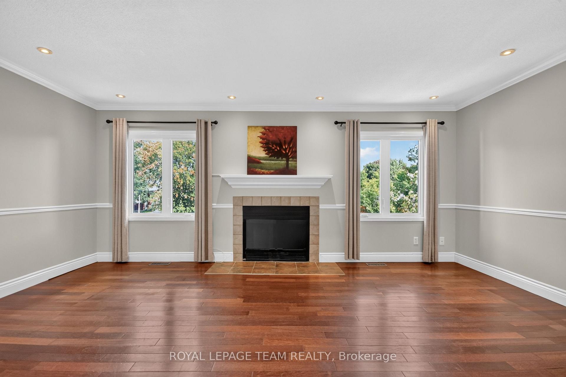 Photo 5 of 136 Glamorgan Drive, Ottawa, Kanata - Glencairn/Hazeldean — HOMEH