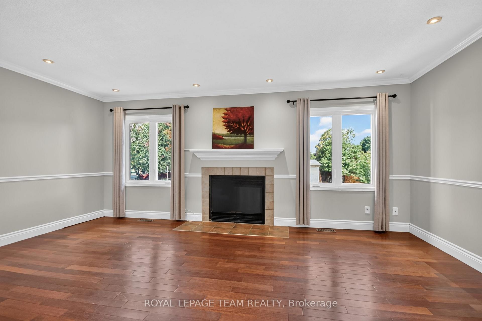 Photo 6 of 136 Glamorgan Drive, Ottawa, Kanata - Glencairn/Hazeldean — HOMEH