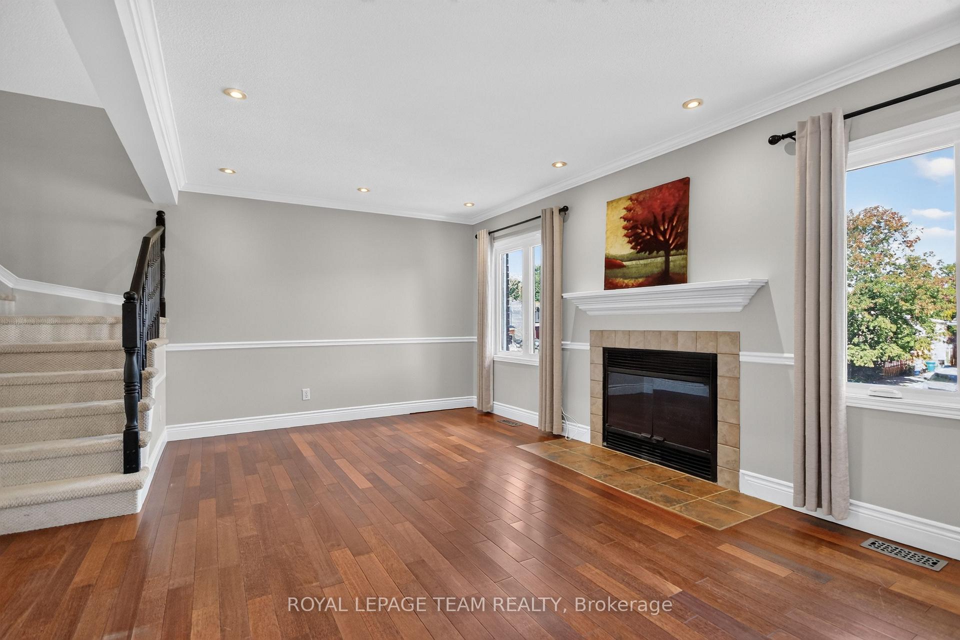 Photo 7 of 136 Glamorgan Drive, Ottawa, Kanata - Glencairn/Hazeldean — HOMEH