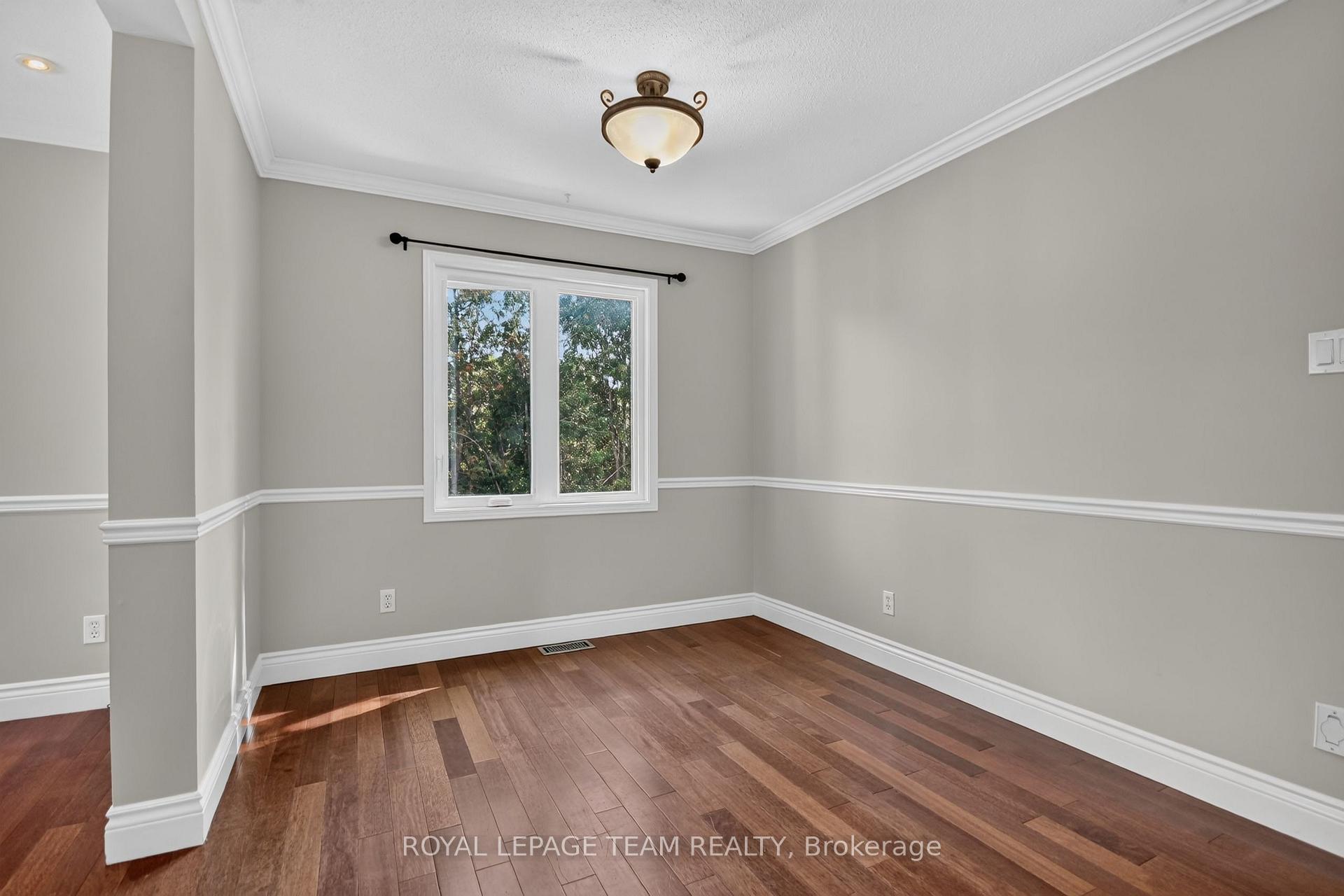 Photo 13 of 136 Glamorgan Drive, Ottawa, Kanata - Glencairn/Hazeldean — HOMEH