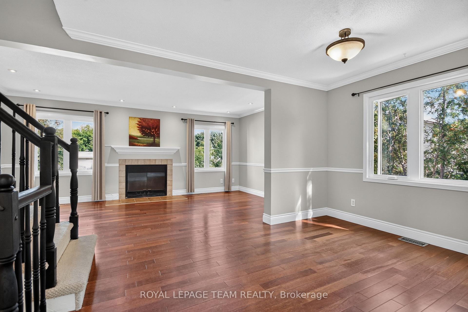 Photo 16 of 136 Glamorgan Drive, Ottawa, Kanata - Glencairn/Hazeldean — HOMEH