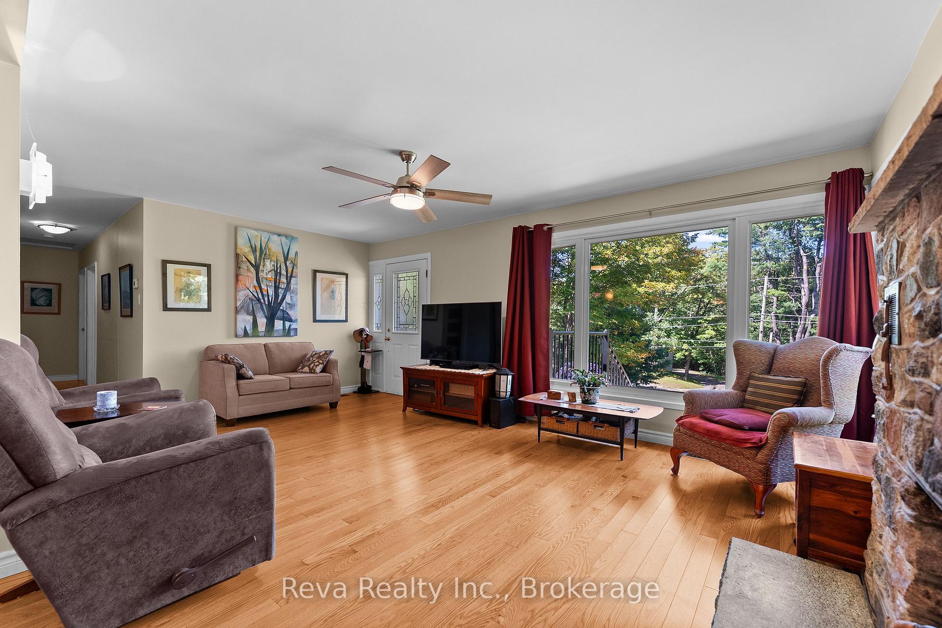 Photo 9 of 7 Forest Hill Road, Bancroft, Bancroft Ward — HOMEH