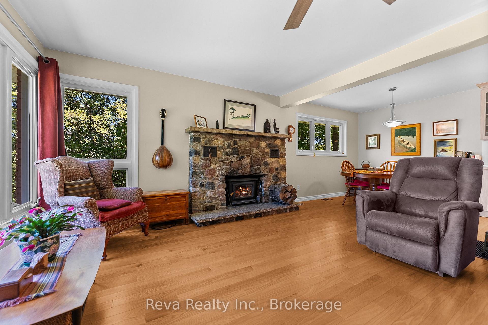Photo 14 of 7 Forest Hill Road, Bancroft, Bancroft Ward — HOMEH
