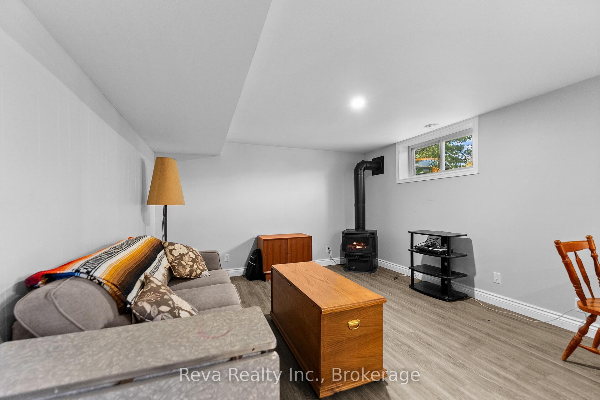 Photo 28 of 7 Forest Hill Road, Bancroft, Bancroft Ward — HOMEH