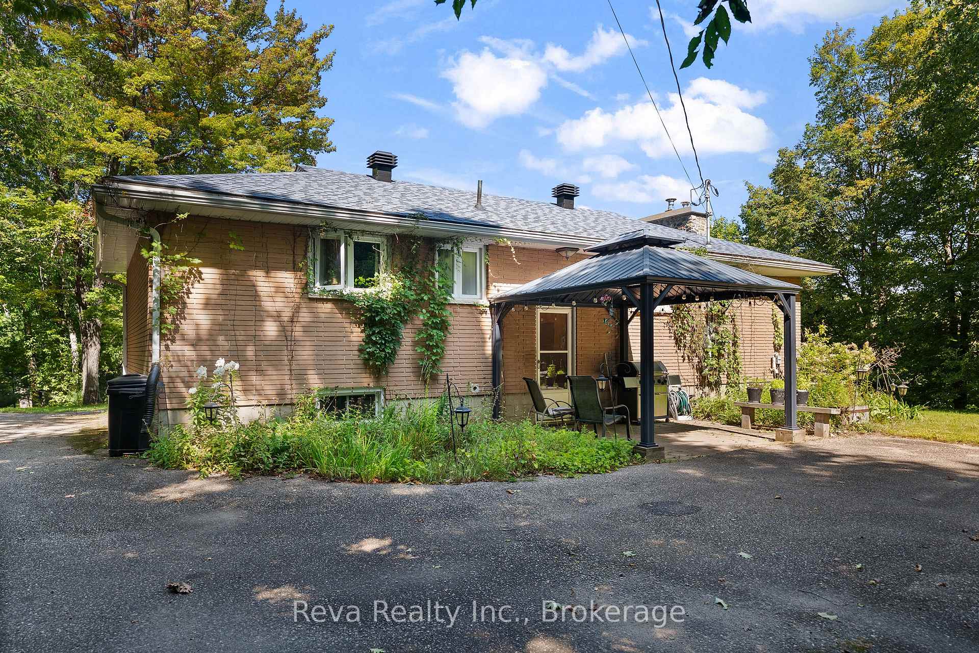 Photo 38 of 7 Forest Hill Road, Bancroft, Bancroft Ward — HOMEH