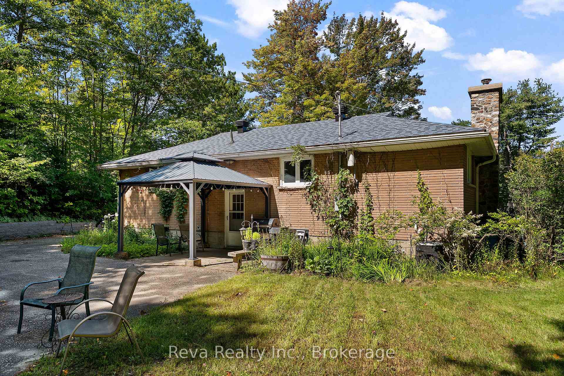 Photo 40 of 7 Forest Hill Road, Bancroft, Bancroft Ward — HOMEH