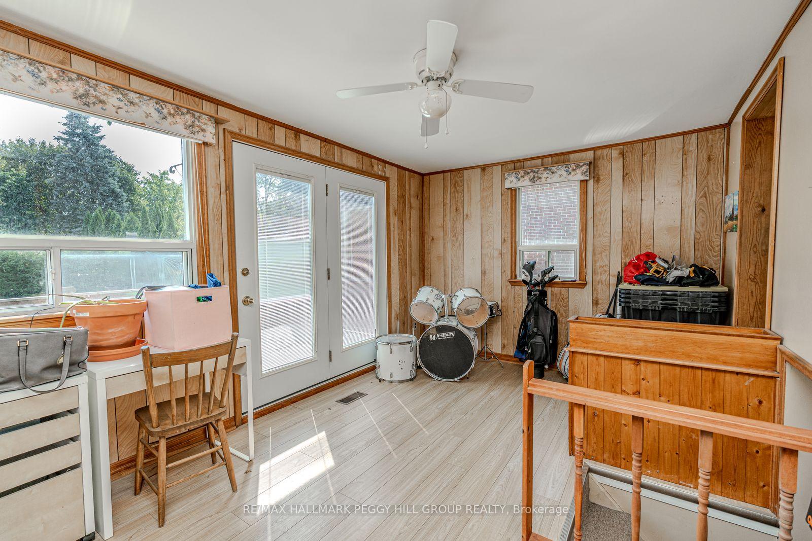 Photo 6 of 85 Tyler Street, Aurora, Aurora Village — HOMEH