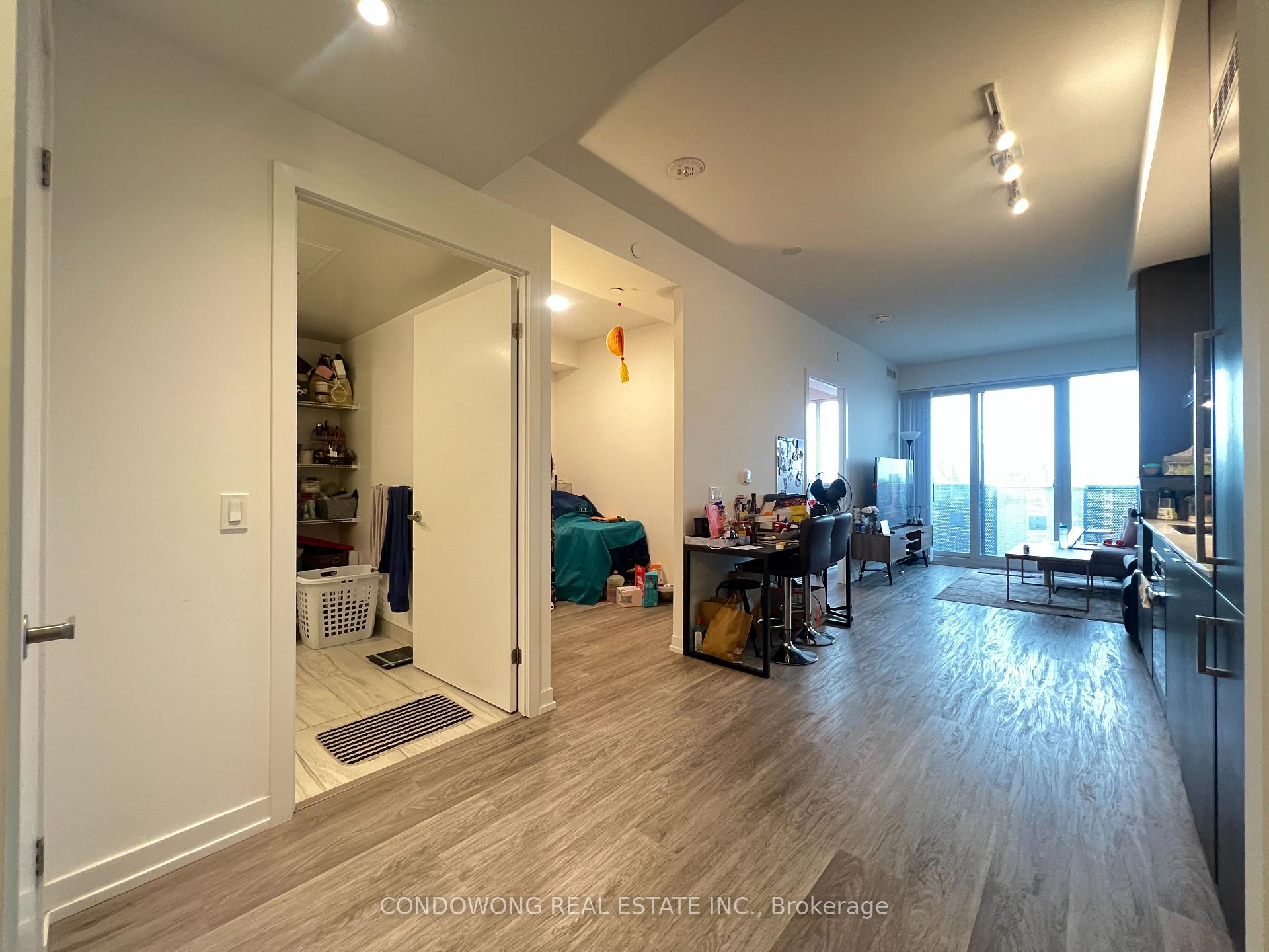 Photo 2 of Unit 5803, 55 Cooper Street, Toronto, Waterfront Communities — HOMEH