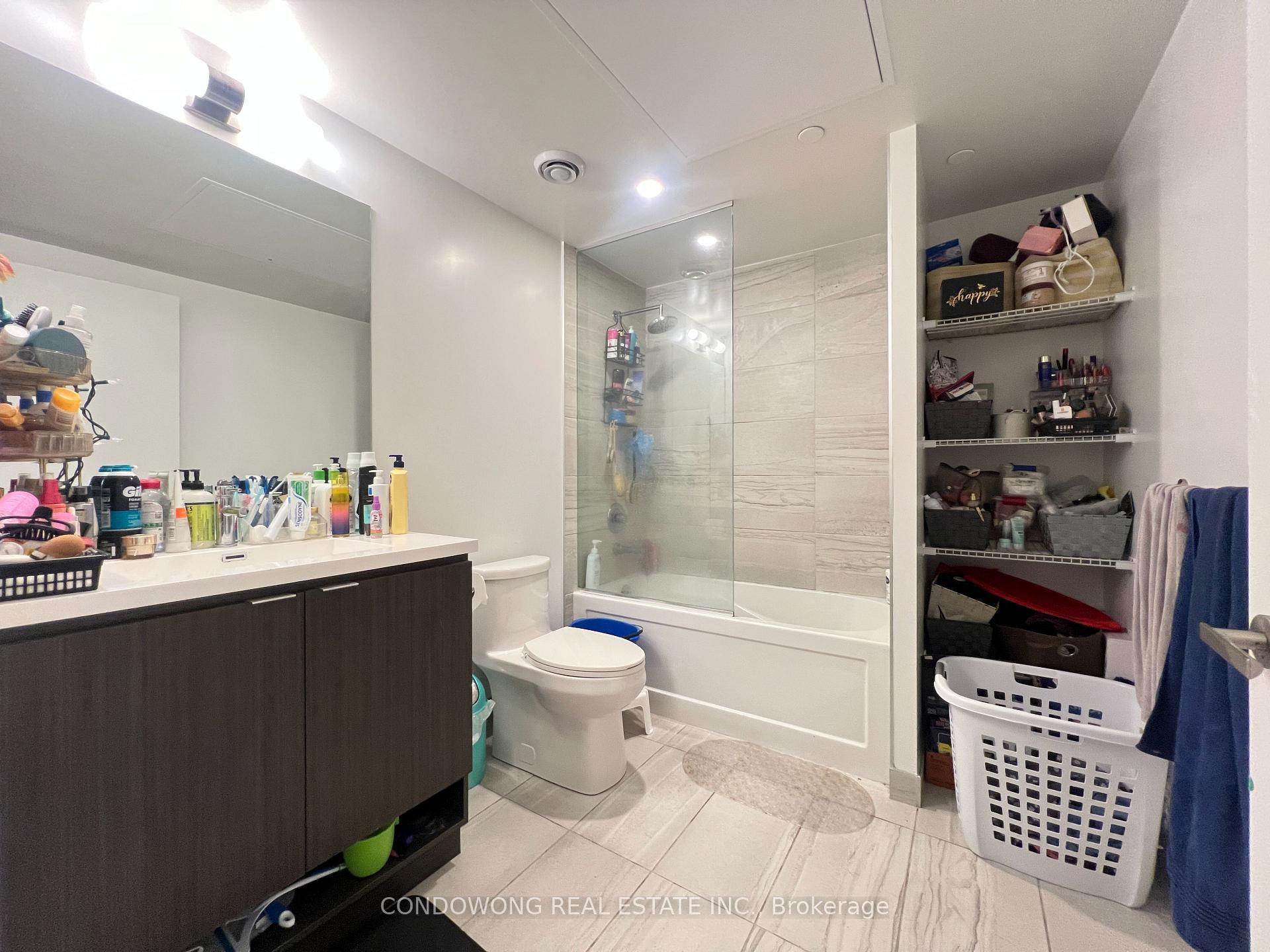 Photo 5 of Unit 5803, 55 Cooper Street, Toronto, Waterfront Communities — HOMEH