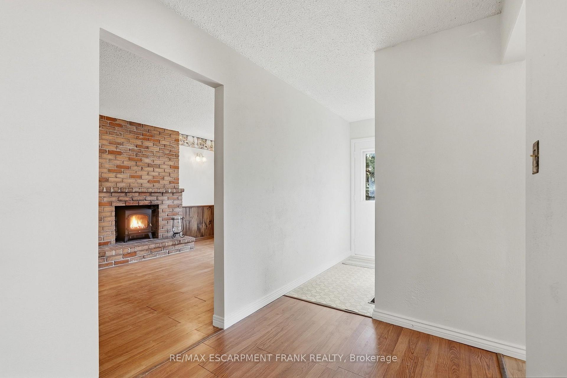 Photo 27 of 471 Knightsbridge Crescent, Hamilton, Ancaster — HOMEH