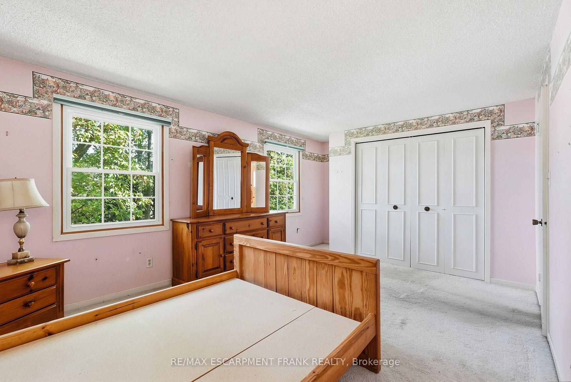Photo 31 of 471 Knightsbridge Crescent, Hamilton, Ancaster — HOMEH