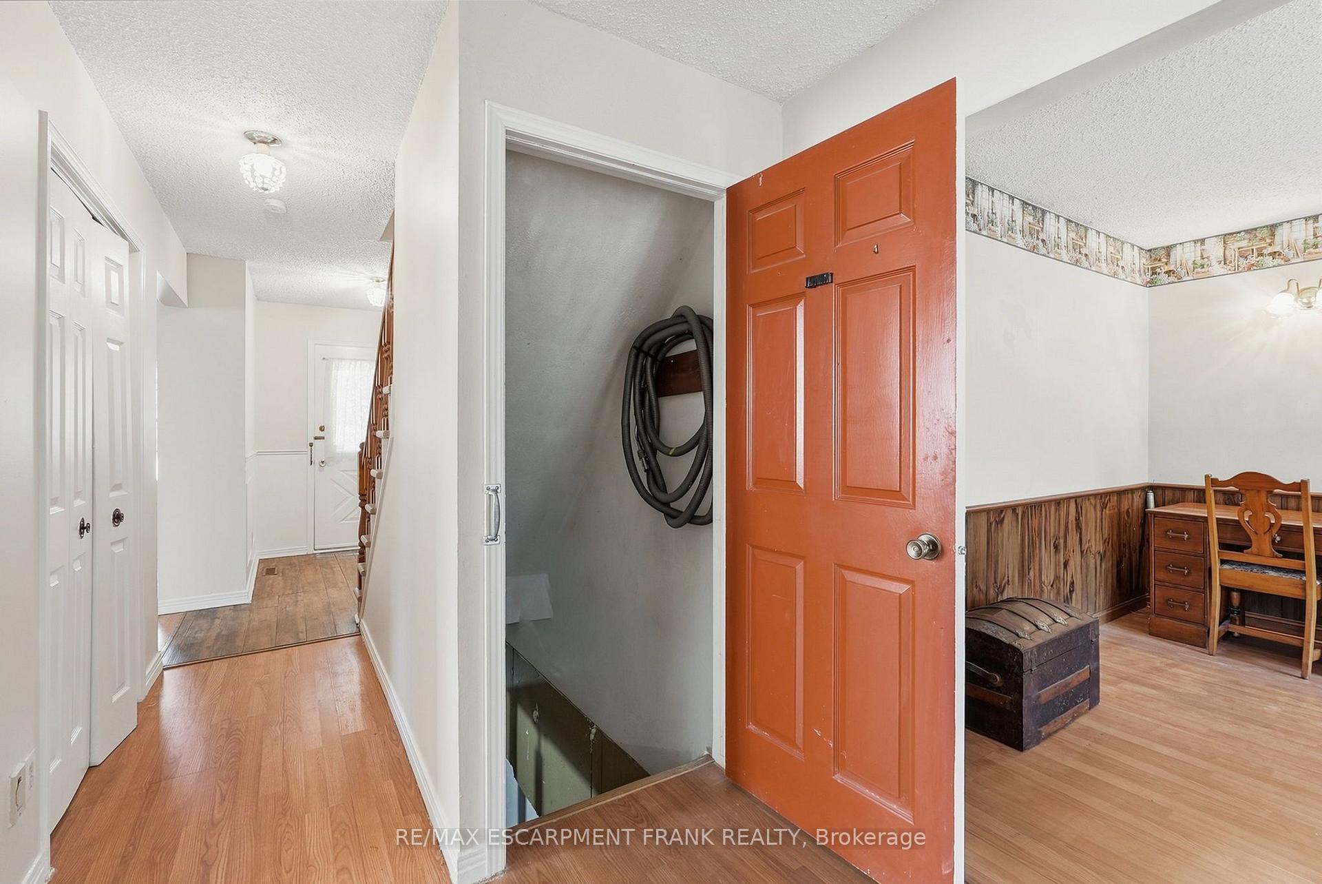 Photo 40 of 471 Knightsbridge Crescent, Hamilton, Ancaster — HOMEH