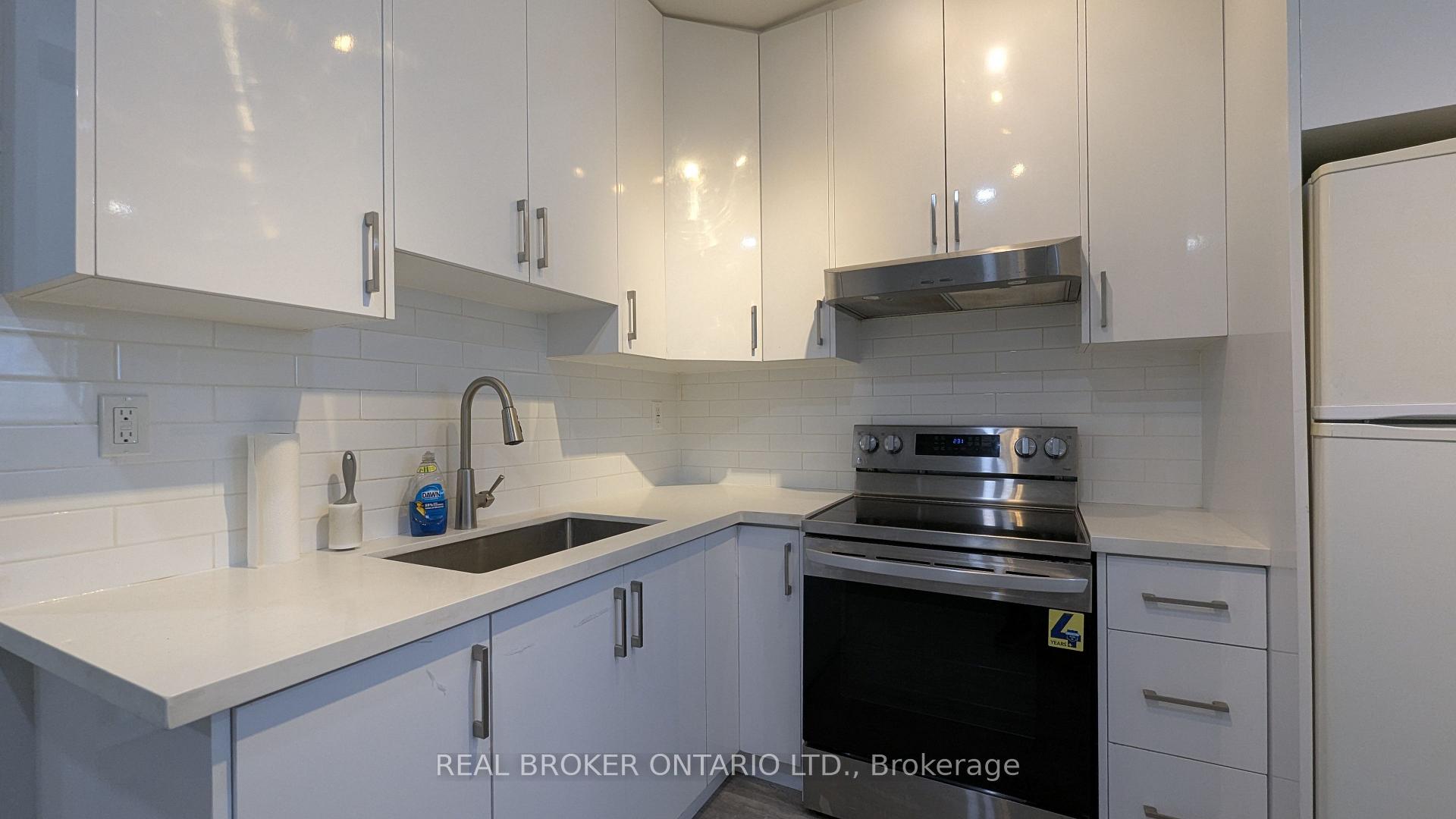 Photo 3 of Unit 3, 157 Main Street, Toronto, East End-Danforth — HOMEH