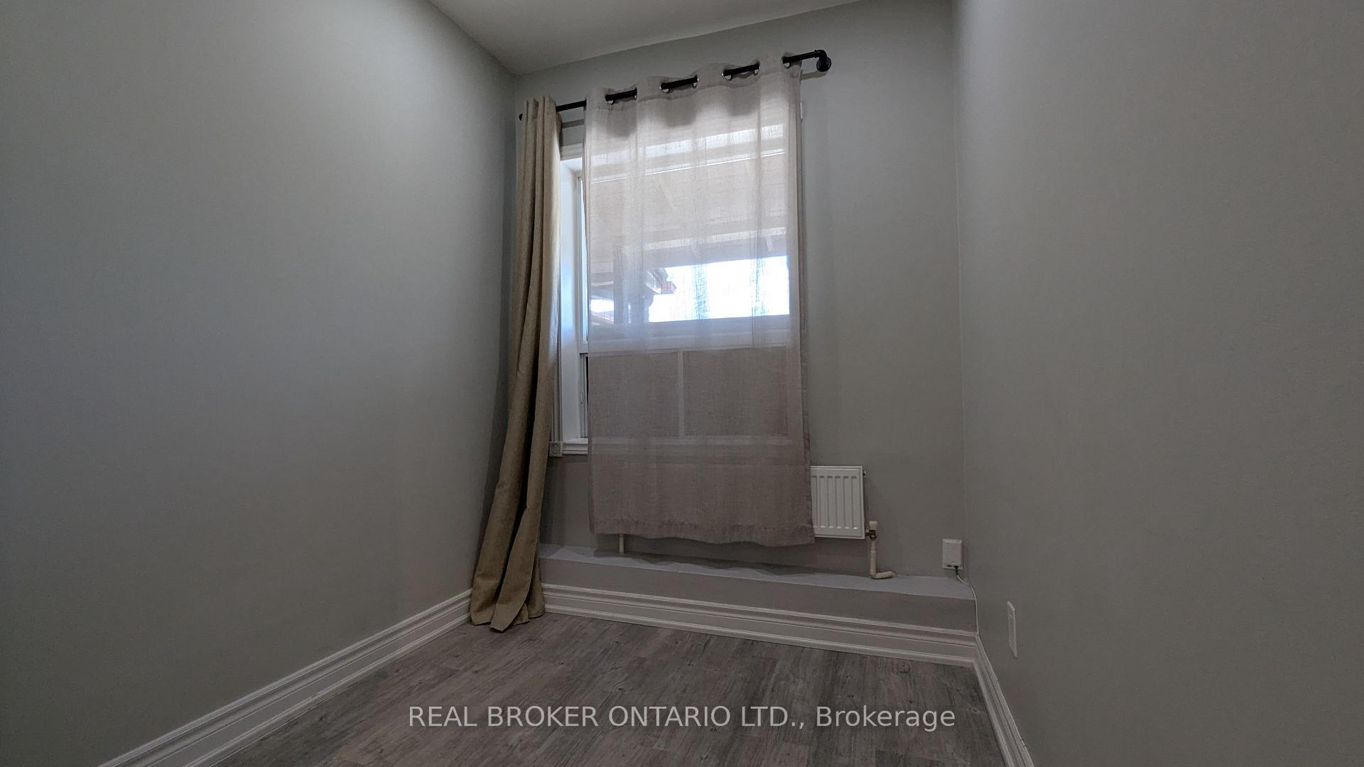 Photo 5 of Unit 3, 157 Main Street, Toronto, East End-Danforth — HOMEH