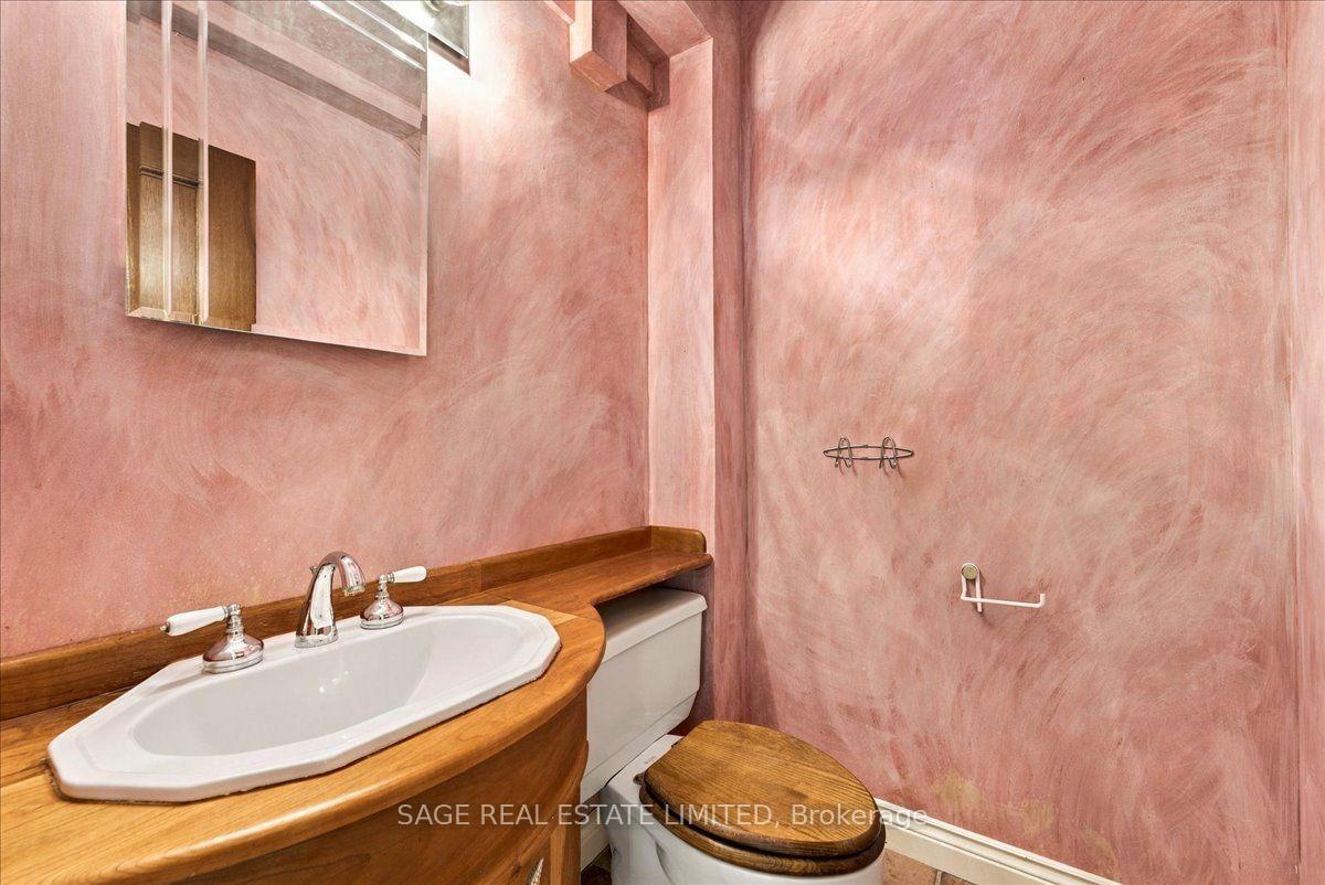 Photo 16 of 43 Orley Avenue, Toronto, Woodbine-Lumsden — HOMEH