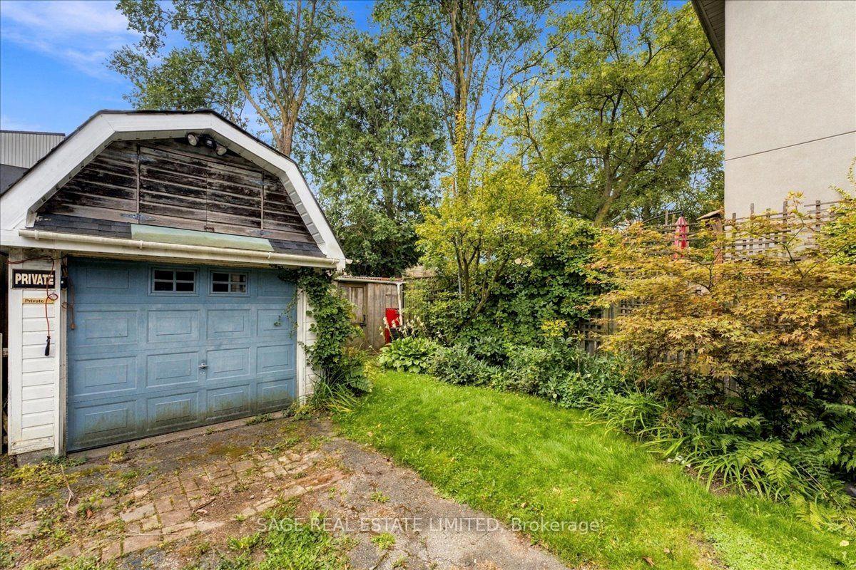 Photo 40 of 43 Orley Avenue, Toronto, Woodbine-Lumsden — HOMEH