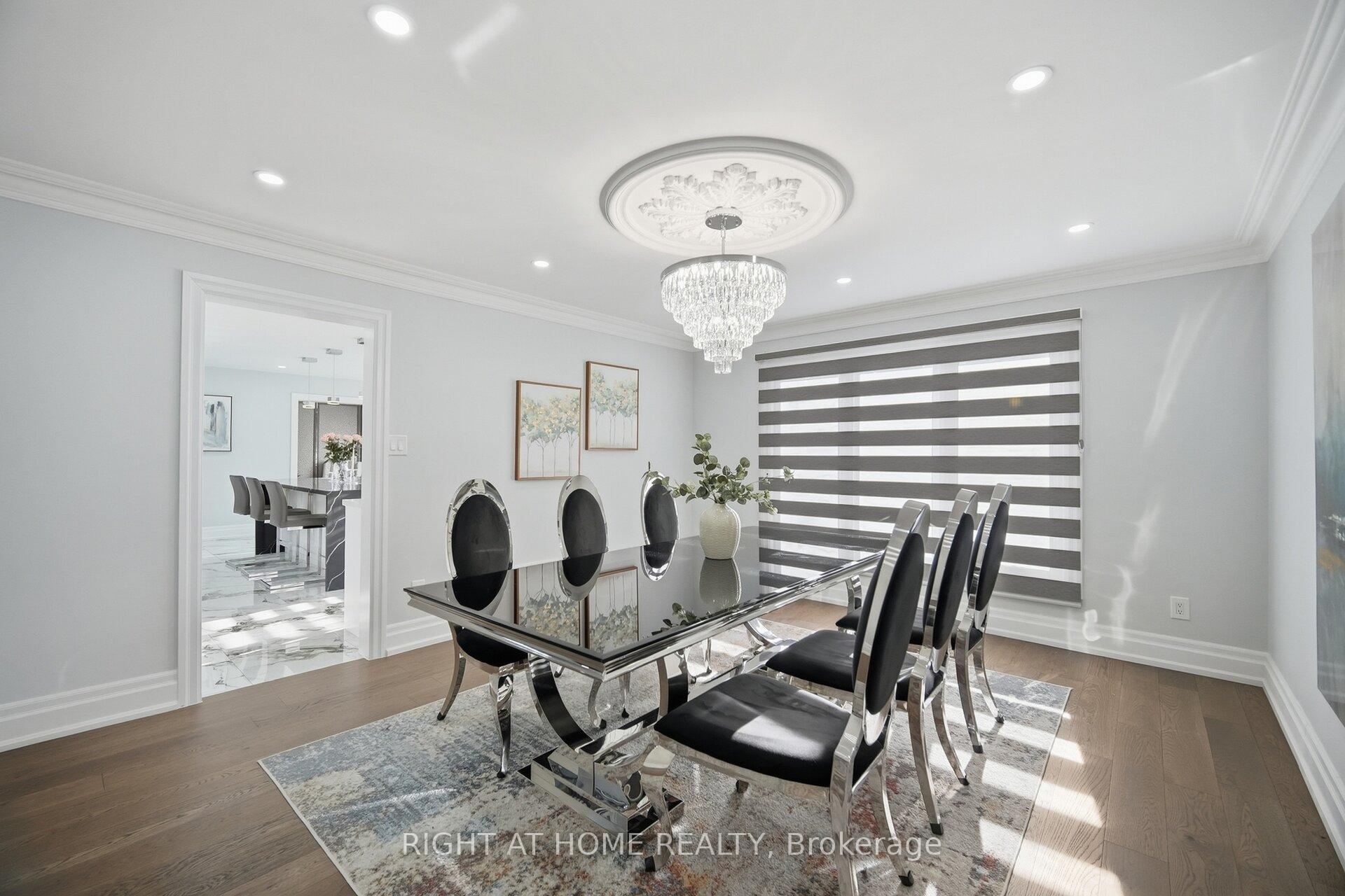 Photo 11 of 32 Colton Crescent S, Vaughan, Islington Woods — HOMEH