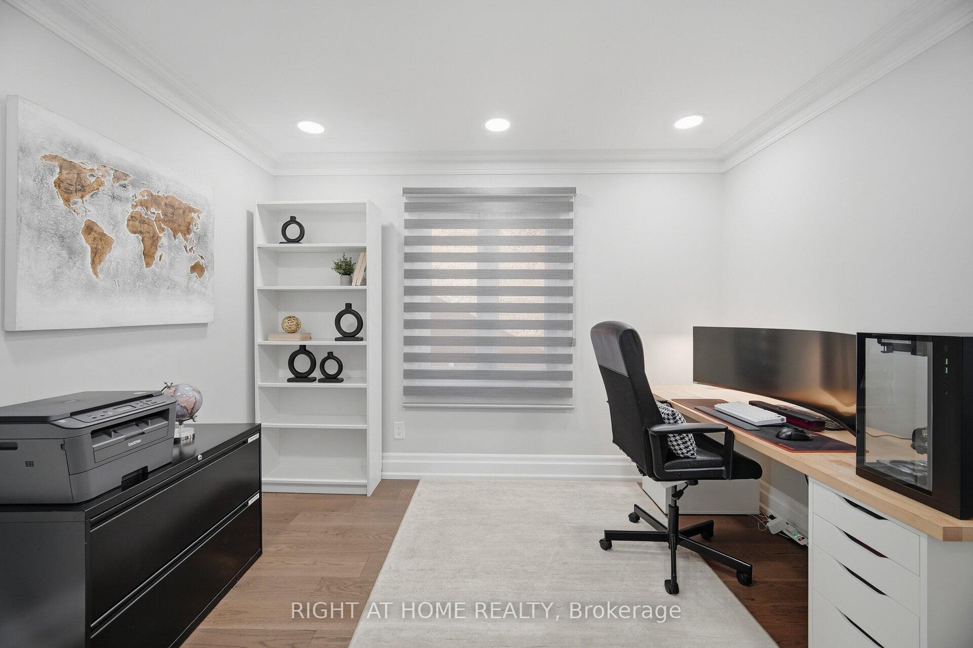 Photo 19 of 32 Colton Crescent S, Vaughan, Islington Woods — HOMEH