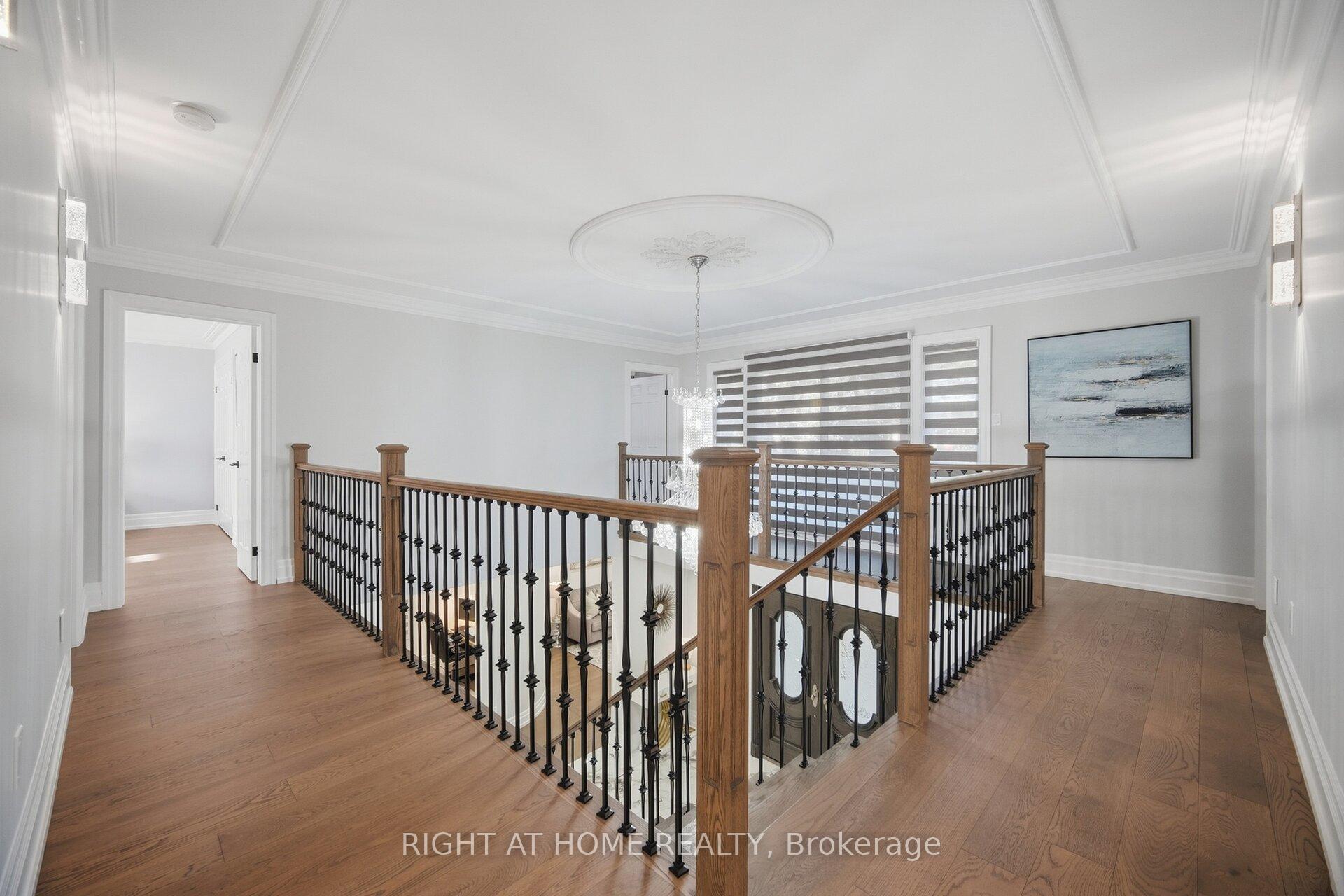 Photo 23 of 32 Colton Crescent S, Vaughan, Islington Woods — HOMEH