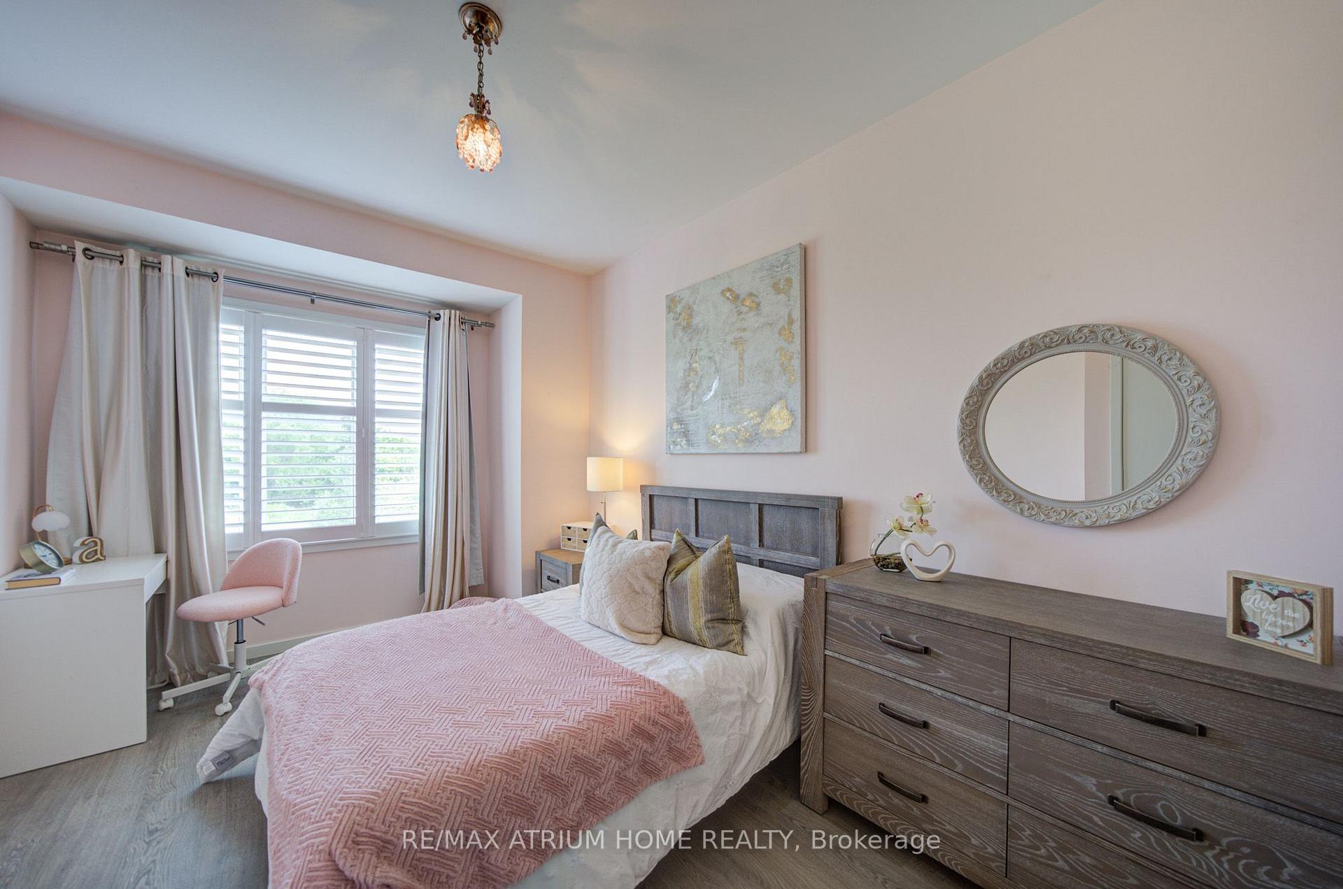 Photo 17 of 20 Genuine Lane, Richmond Hill, Doncrest — HOMEH