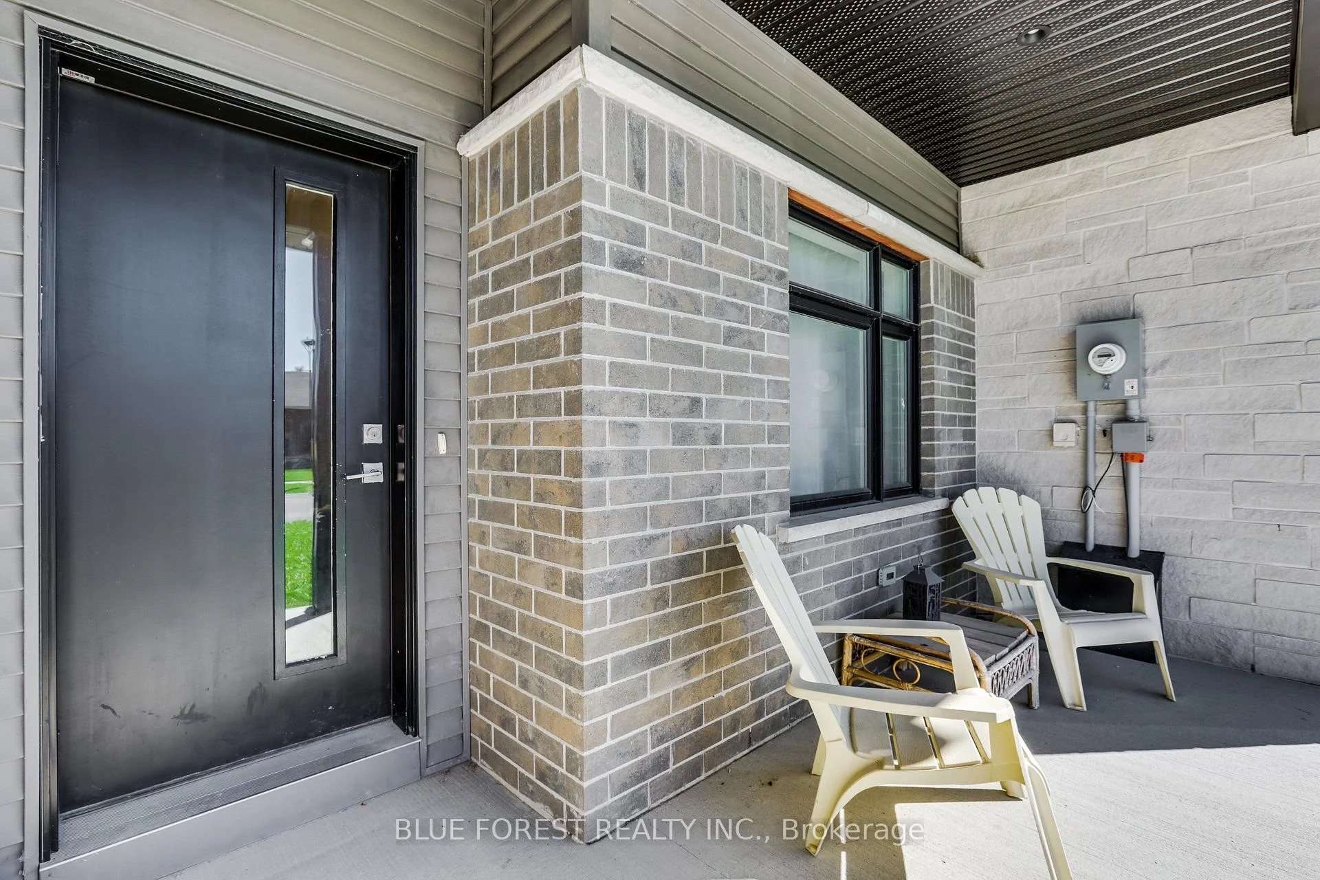 Photo 5 of 90 Rowe Avenue, South Huron, Exeter — HOMEH