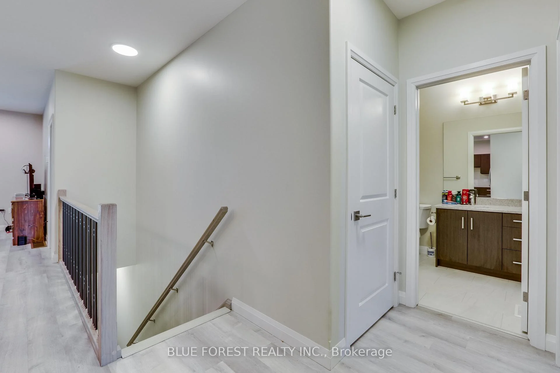 Photo 24 of 90 Rowe Avenue, South Huron, Exeter — HOMEH