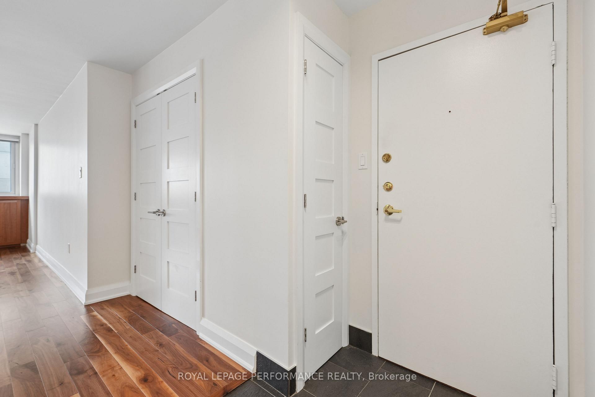 Photo 5 of Unit 1706, 500 Laurier Avenue W, Ottawa, Ottawa Centre — HOMEH