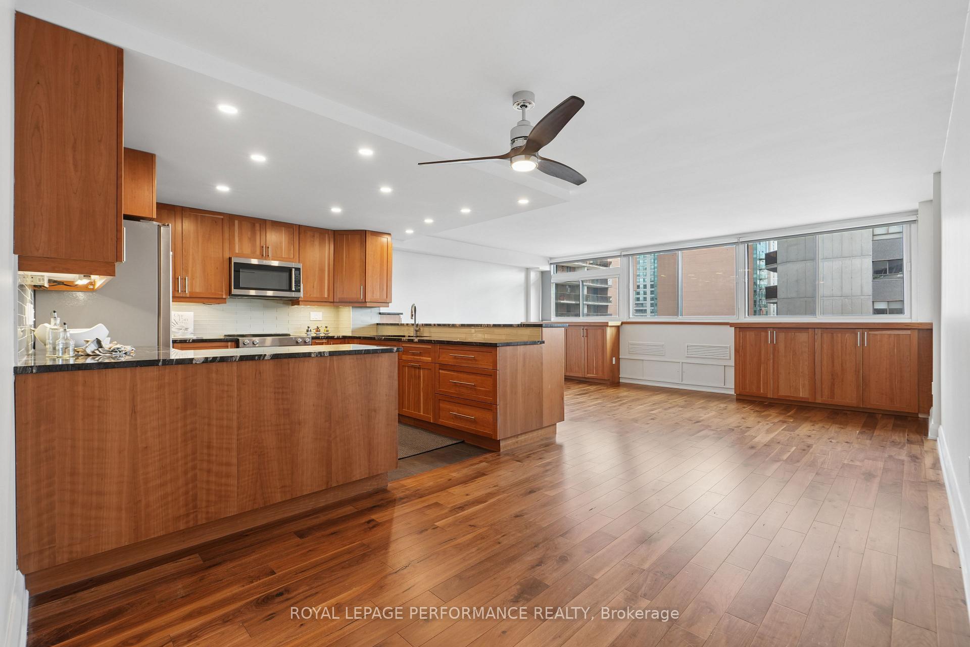 Photo 6 of Unit 1706, 500 Laurier Avenue W, Ottawa, Ottawa Centre — HOMEH