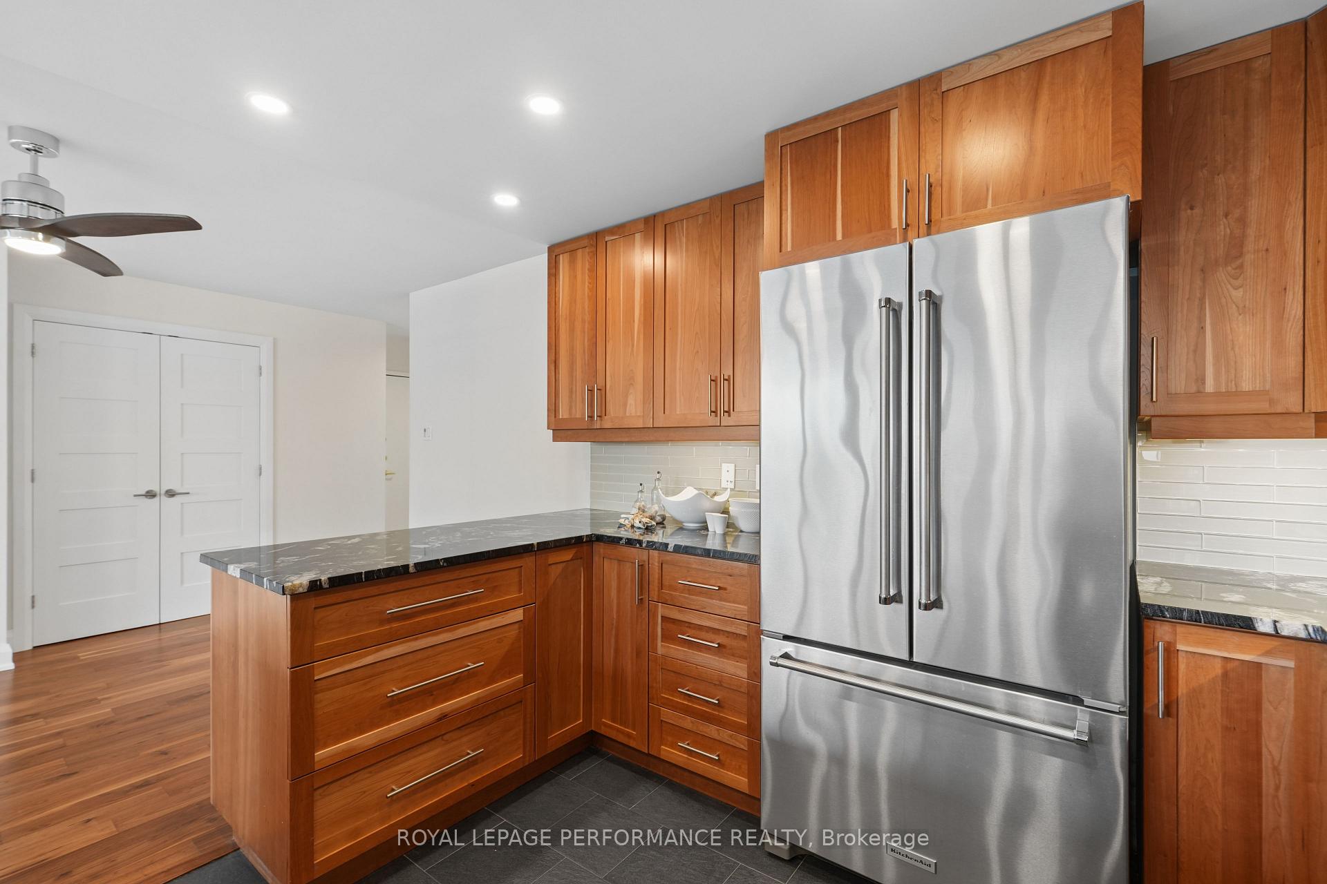 Photo 18 of Unit 1706, 500 Laurier Avenue W, Ottawa, Ottawa Centre — HOMEH