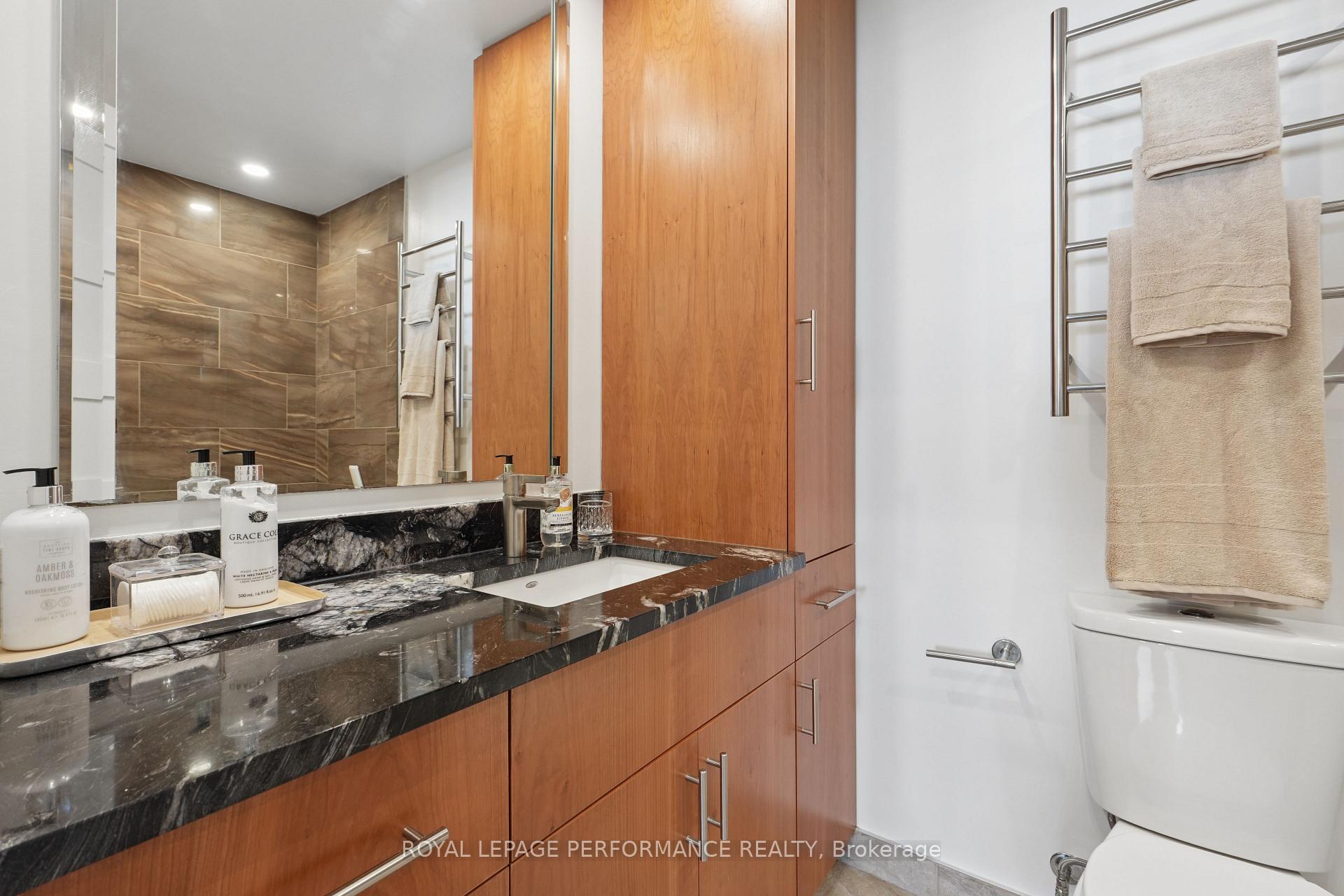 Photo 29 of Unit 1706, 500 Laurier Avenue W, Ottawa, Ottawa Centre — HOMEH