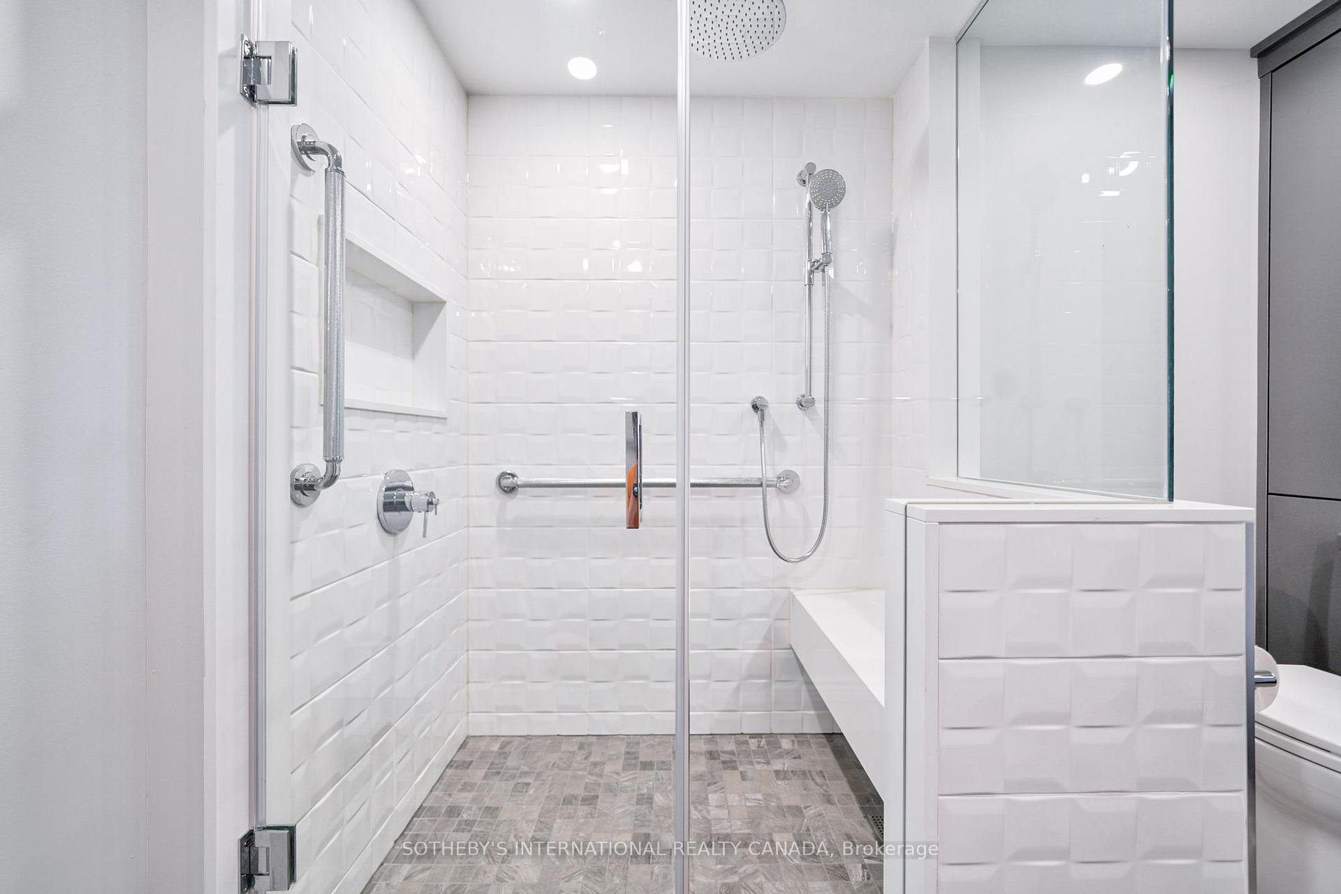 Photo 16 of Unit 904, 360 Bloor Street E, Toronto, Rosedale-Moore Park — HOMEH