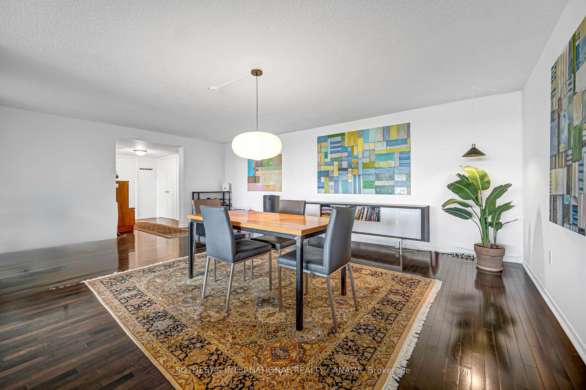 Photo 4 of Unit 904, 360 Bloor Street E, Toronto, Rosedale-Moore Park — HOMEH