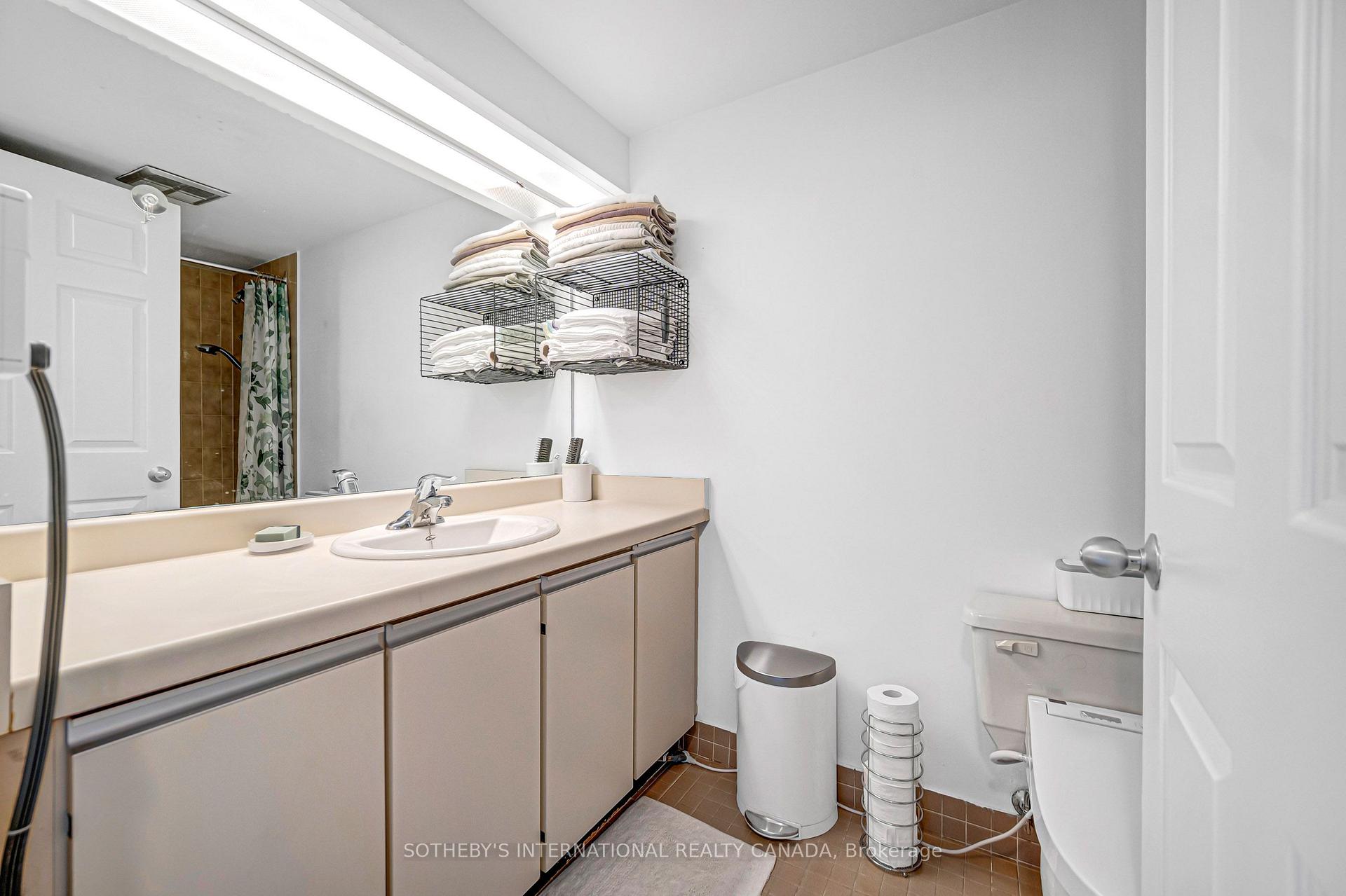 Photo 20 of Unit 904, 360 Bloor Street E, Toronto, Rosedale-Moore Park — HOMEH