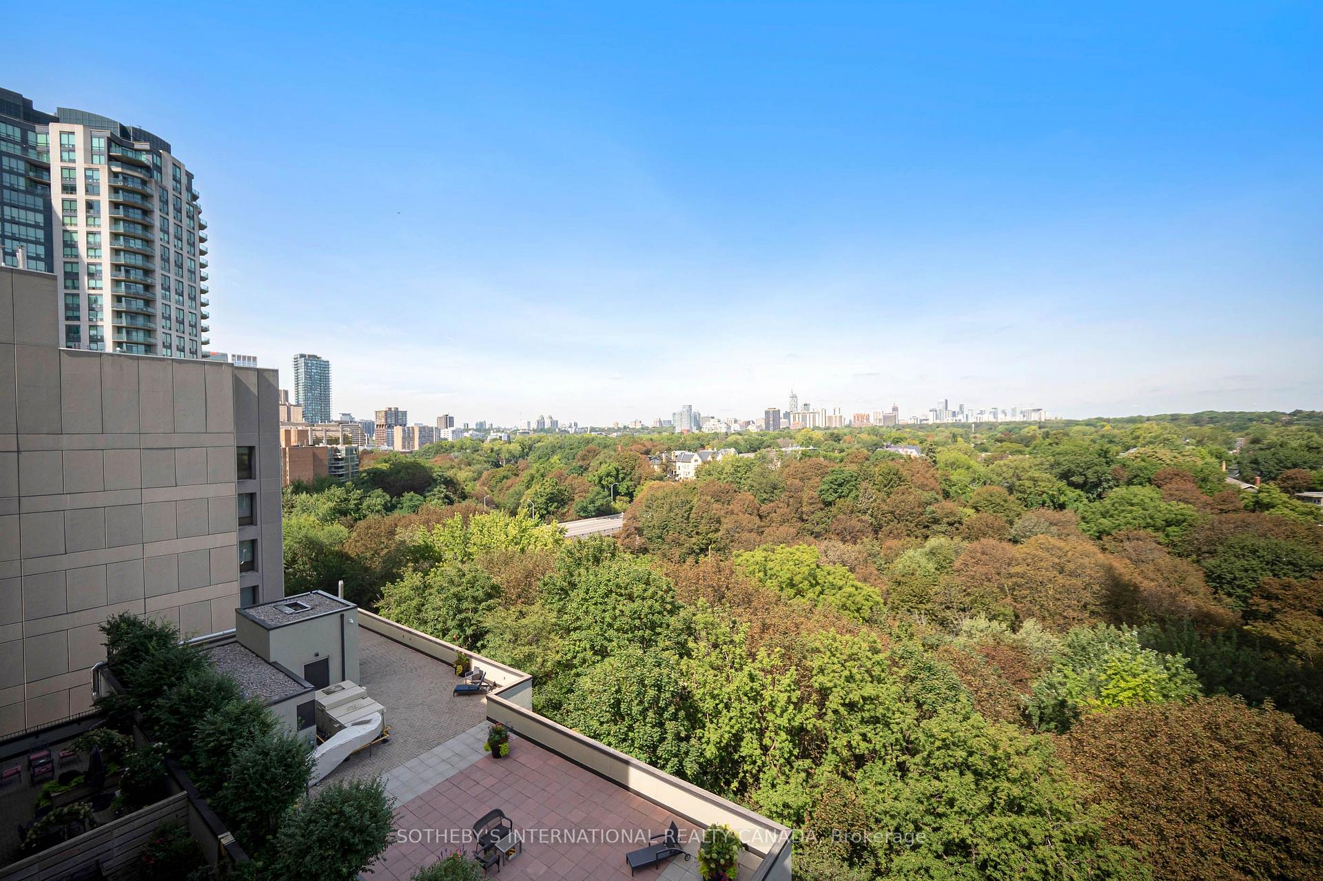 Photo 1 of Unit 904, 360 Bloor Street E, Toronto, Rosedale-Moore Park — HOMEH