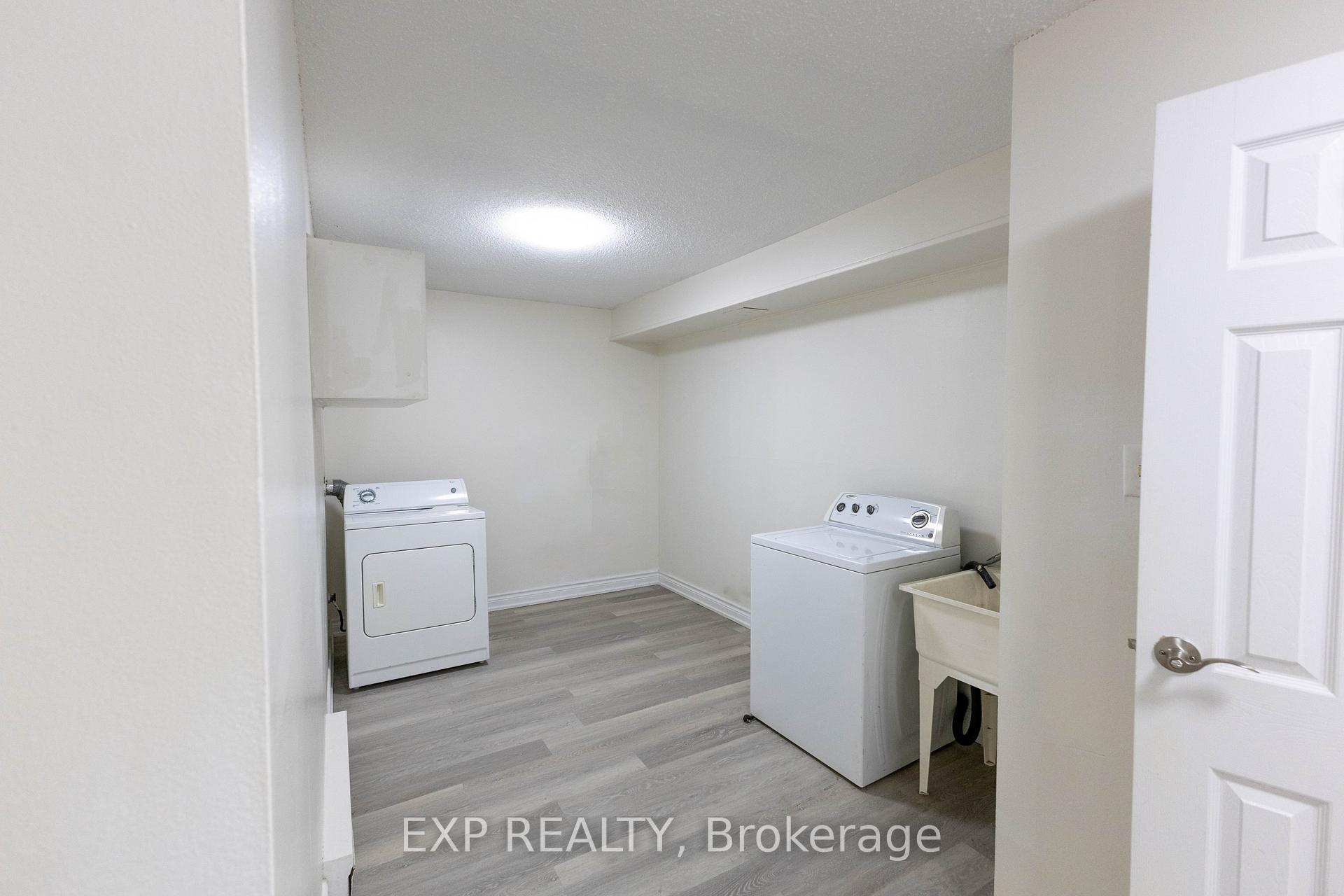 Photo 18 of Unit 120, 248 Milestone Crescent, Aurora, Aurora Village — HOMEH
