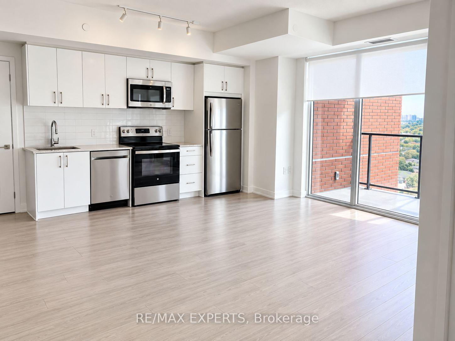 Photo 8 of Unit 1921, 4010 Eglinton Avenue W, Etobicoke, Humber Heights — HOMEH