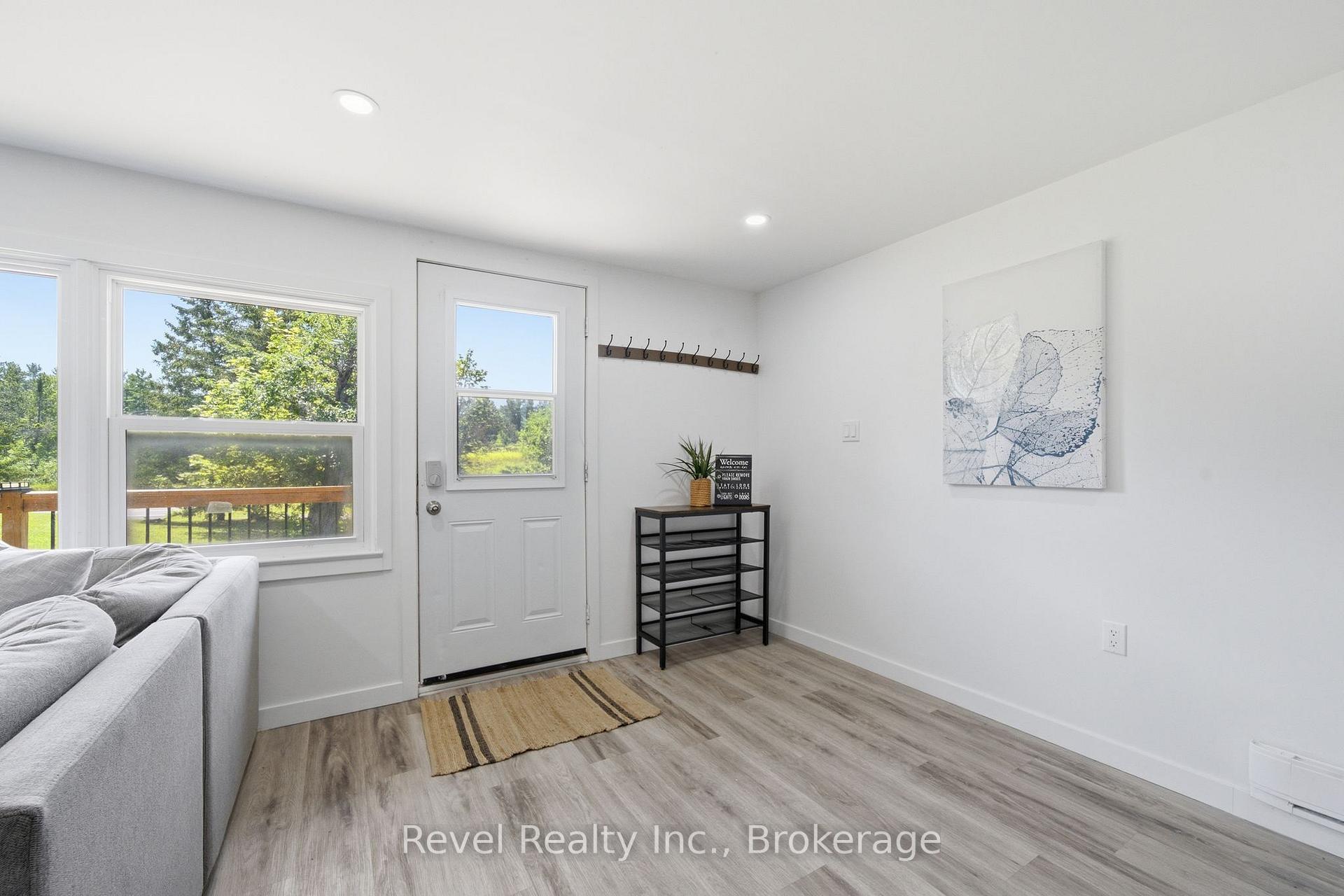 Photo 5 of 5904 Hwy 35, Kawartha Lakes, Fenelon Falls — HOMEH