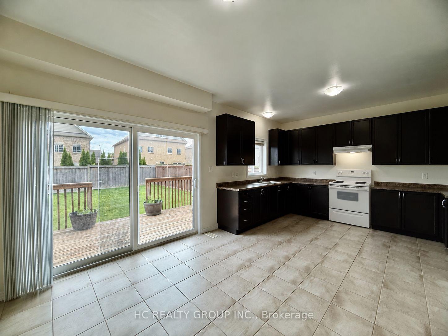 Photo 4 of 1403 Sheldon Street, Innisfil, Alcona — HOMEH