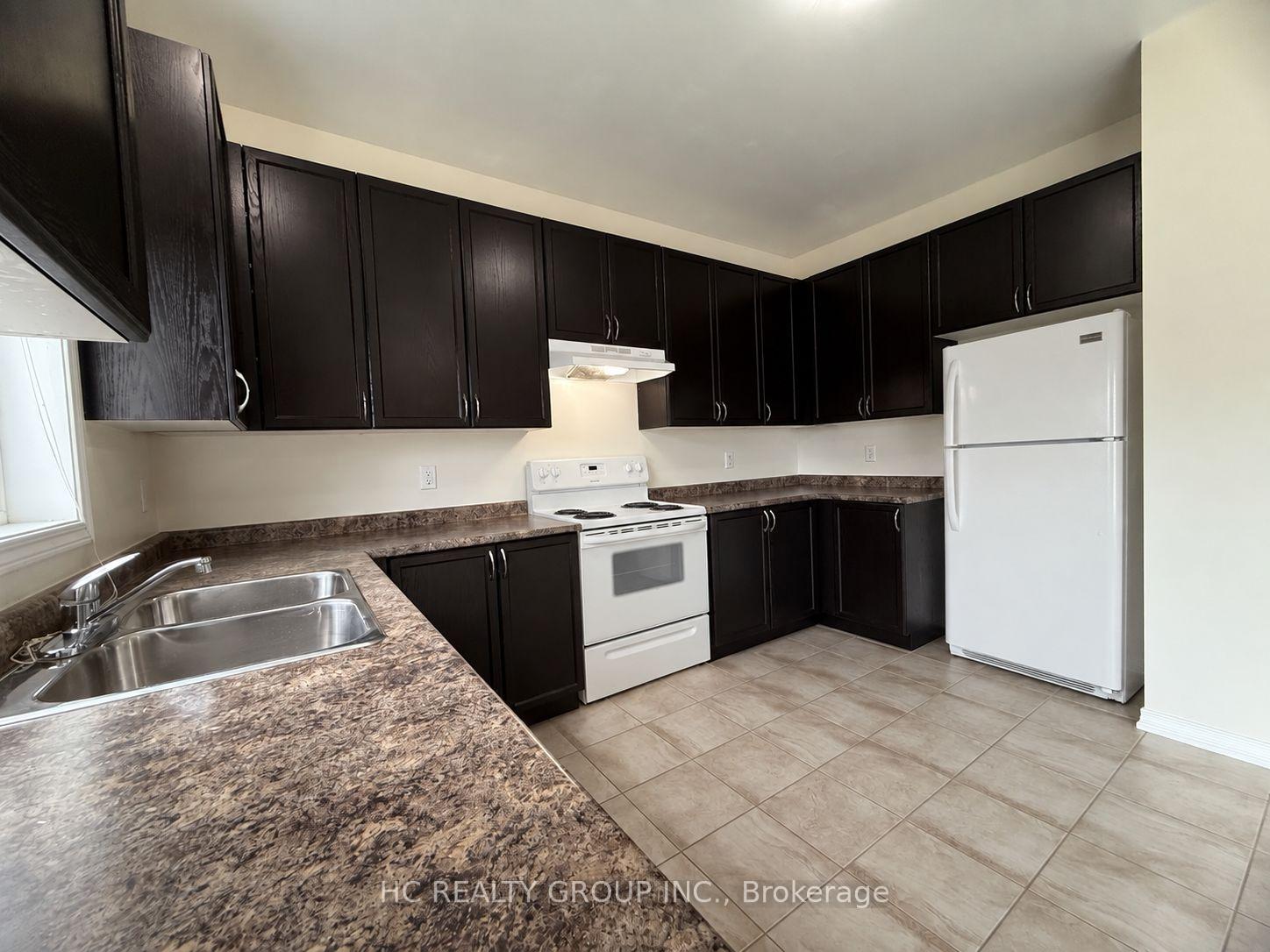 Photo 6 of 1403 Sheldon Street, Innisfil, Alcona — HOMEH