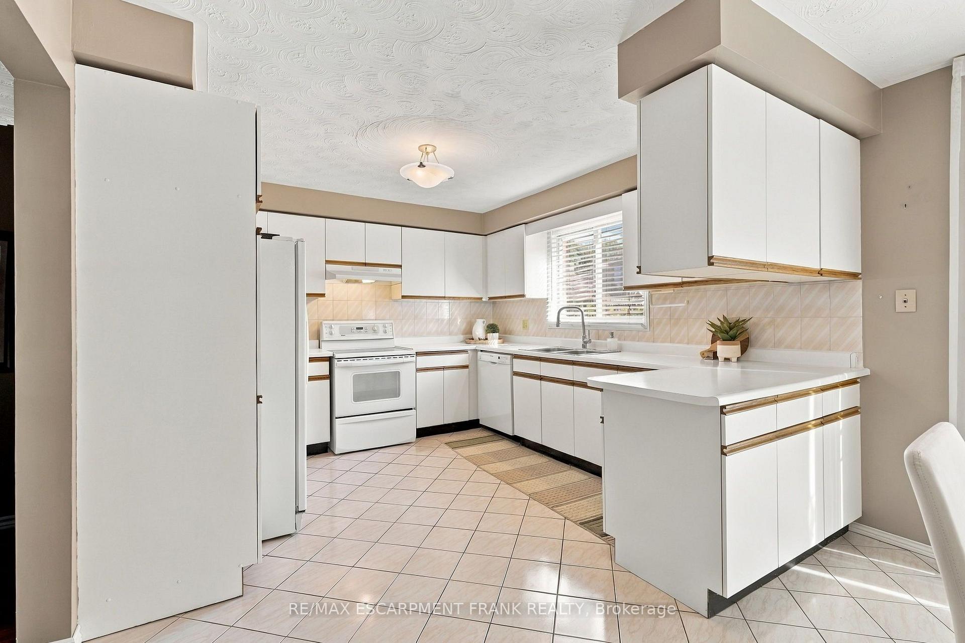Photo 17 of 7 Argon Court, Hamilton, Gilkson — HOMEH
