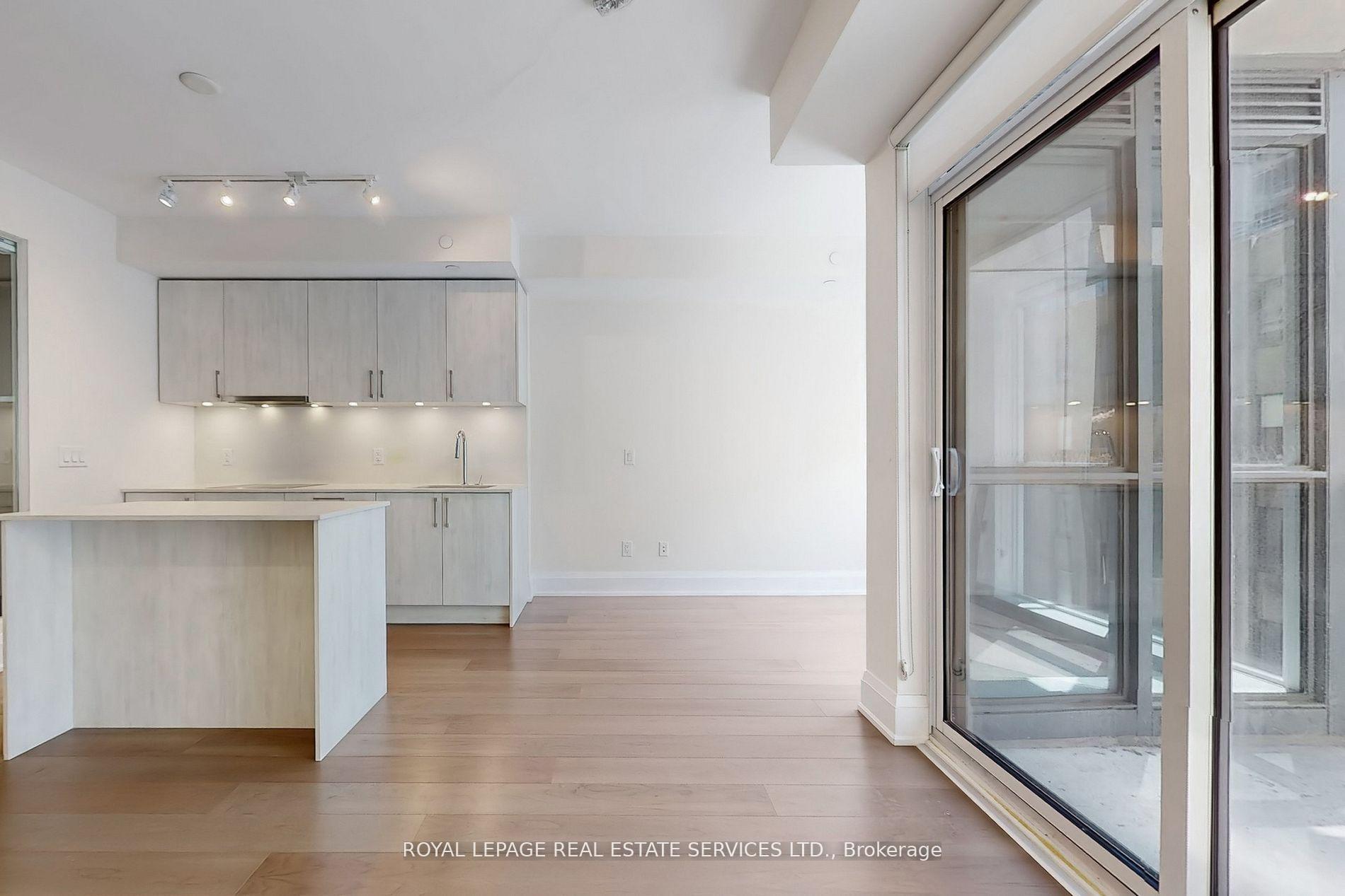 Photo 10 of Unit 808, 88 Cumberland Street, Toronto, The Annex — HOMEH