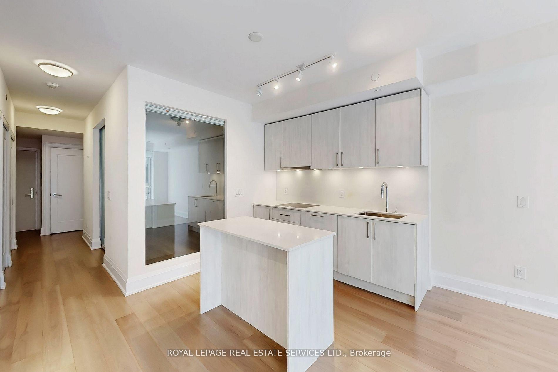 Photo 11 of Unit 808, 88 Cumberland Street, Toronto, The Annex — HOMEH