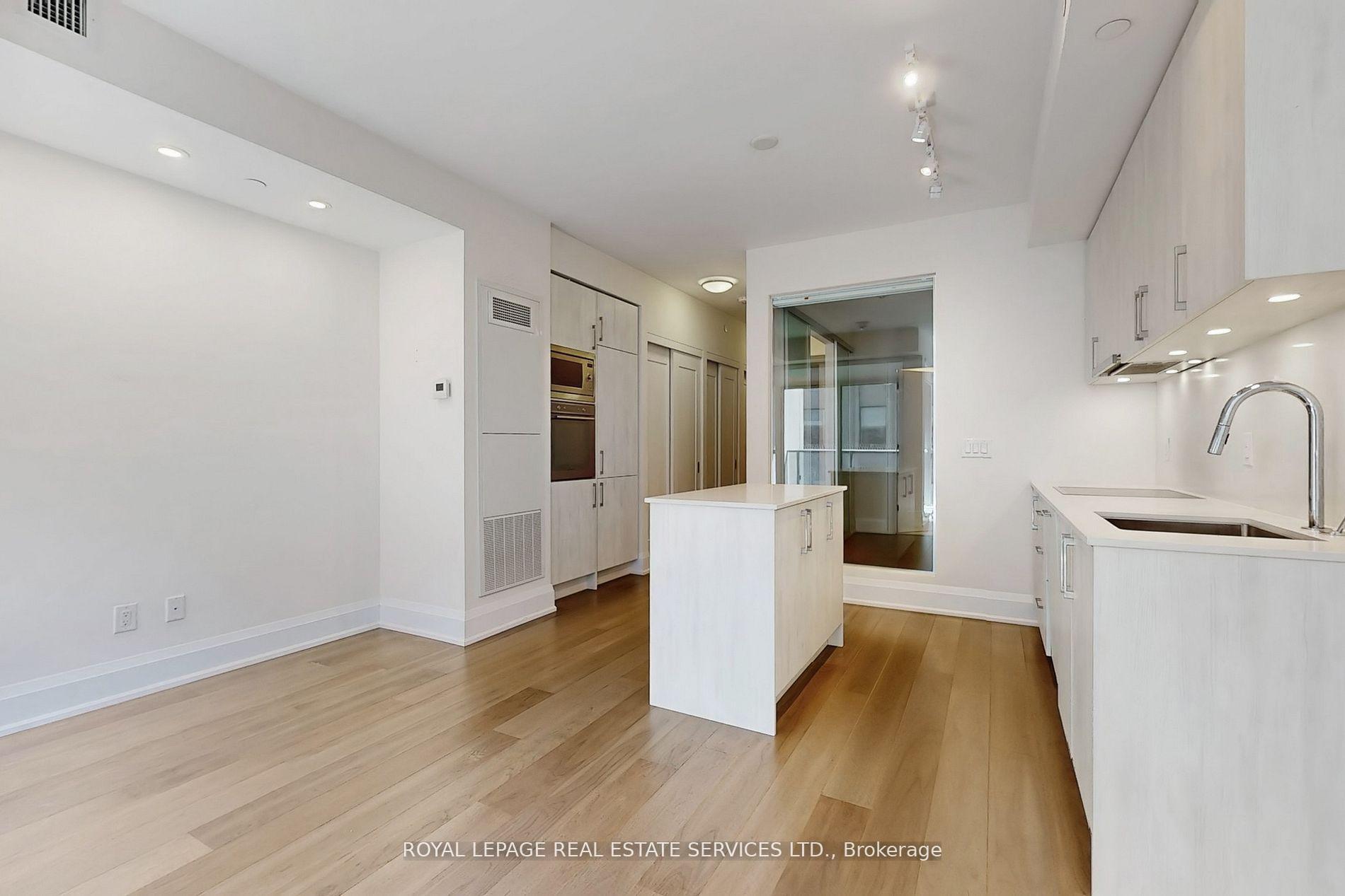 Photo 12 of Unit 808, 88 Cumberland Street, Toronto, The Annex — HOMEH