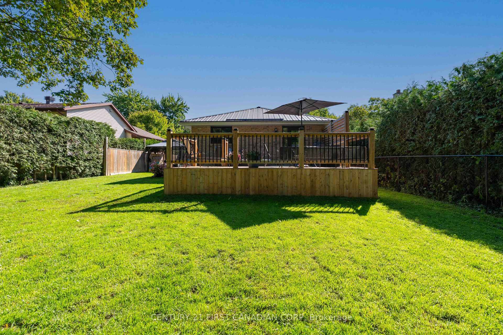Photo 8 of 133 Albert Street, Lucan Biddulph, Lucan — HOMEH