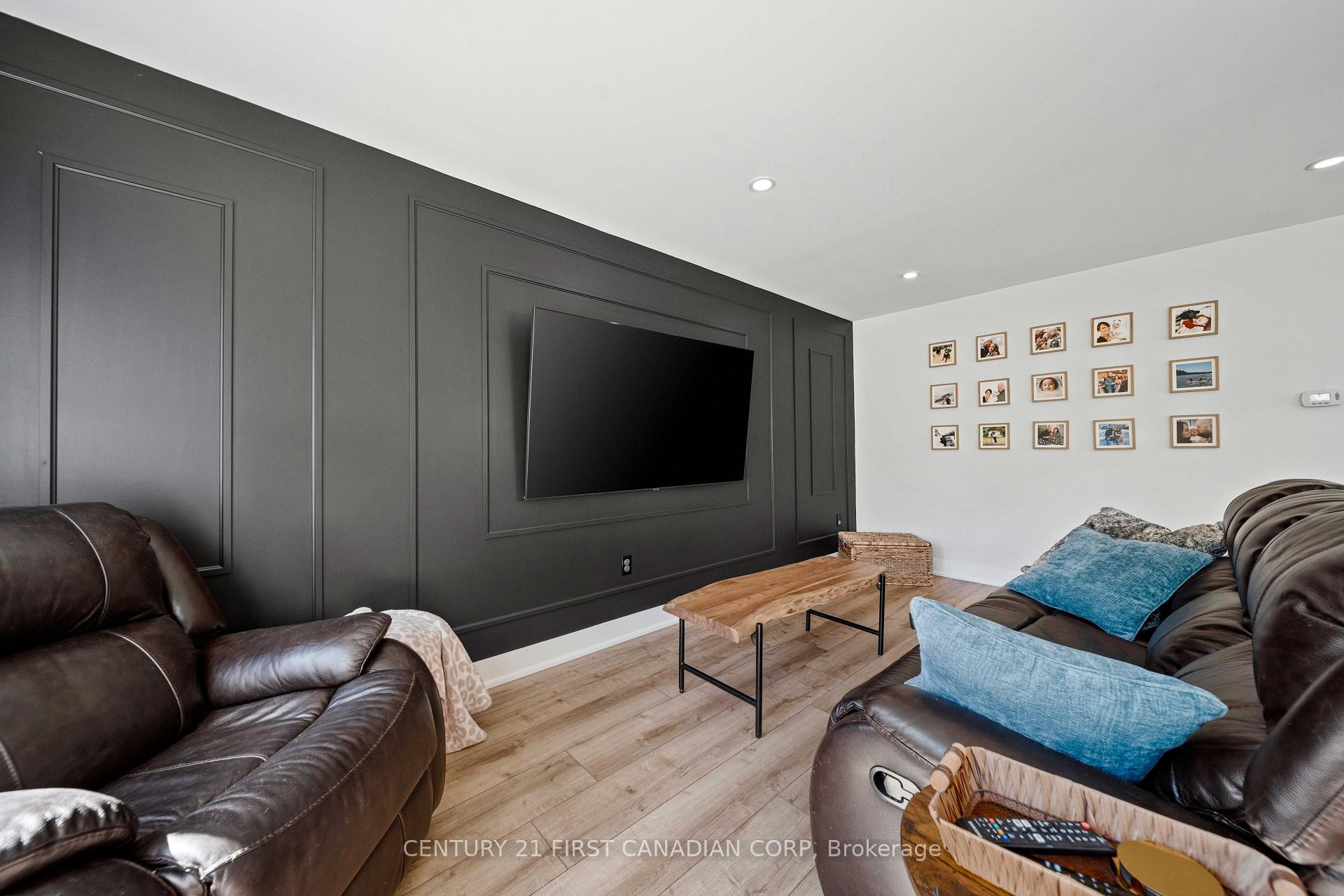 Photo 26 of 133 Albert Street, Lucan Biddulph, Lucan — HOMEH