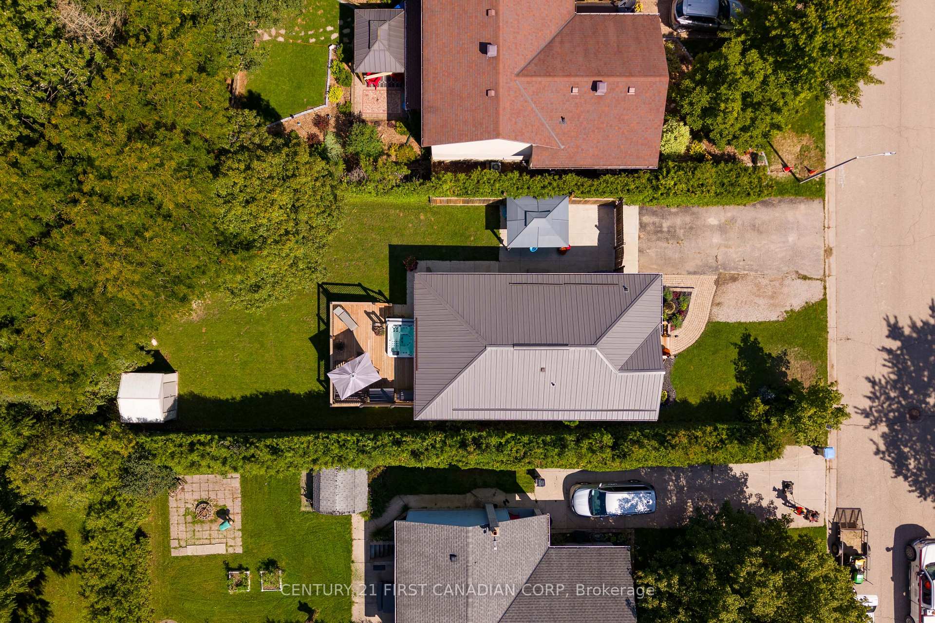 Photo 44 of 133 Albert Street, Lucan Biddulph, Lucan — HOMEH