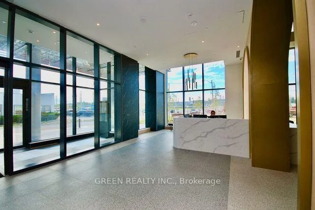 Photo 10 of Unit 1903, 17645 Yonge Street, Newmarket, Huron Heights-Leslie Valley — HOMEH
