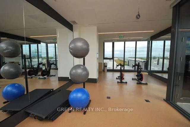 Photo 11 of Unit 1903, 17645 Yonge Street, Newmarket, Huron Heights-Leslie Valley — HOMEH
